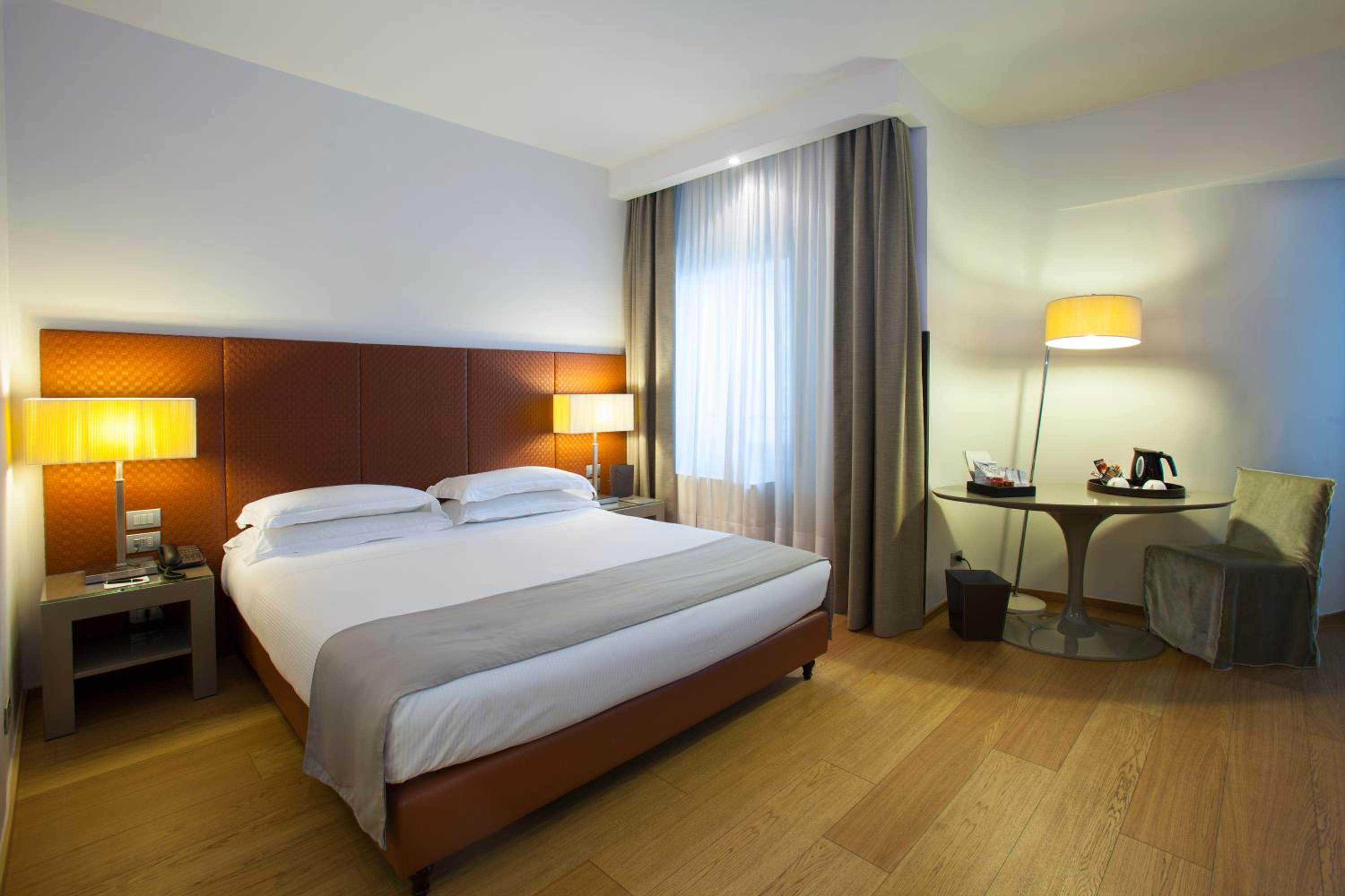 Deluxe Double or Twin Room with Terrace