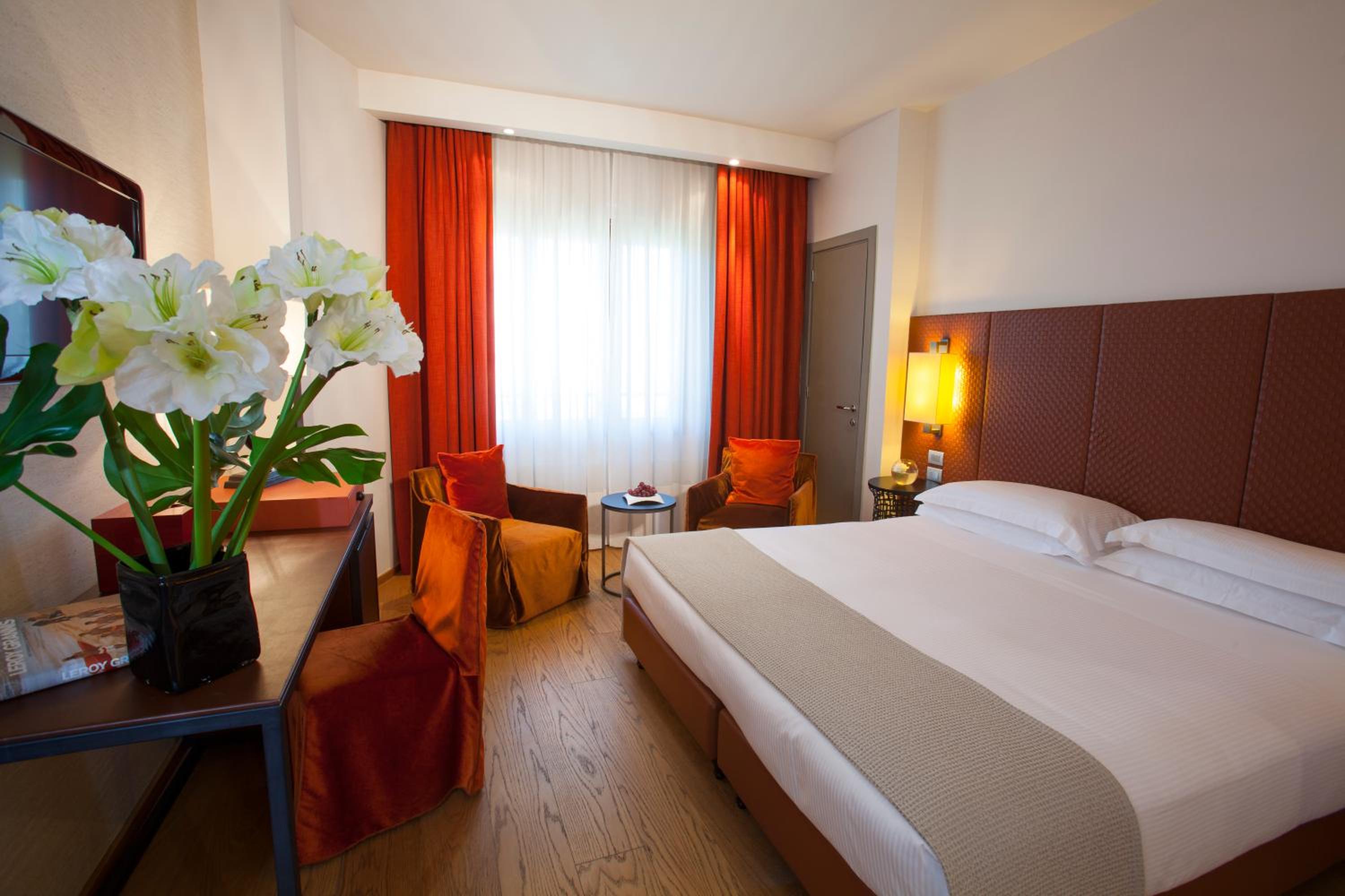 Two Connecting Double Rooms thumbnail 6