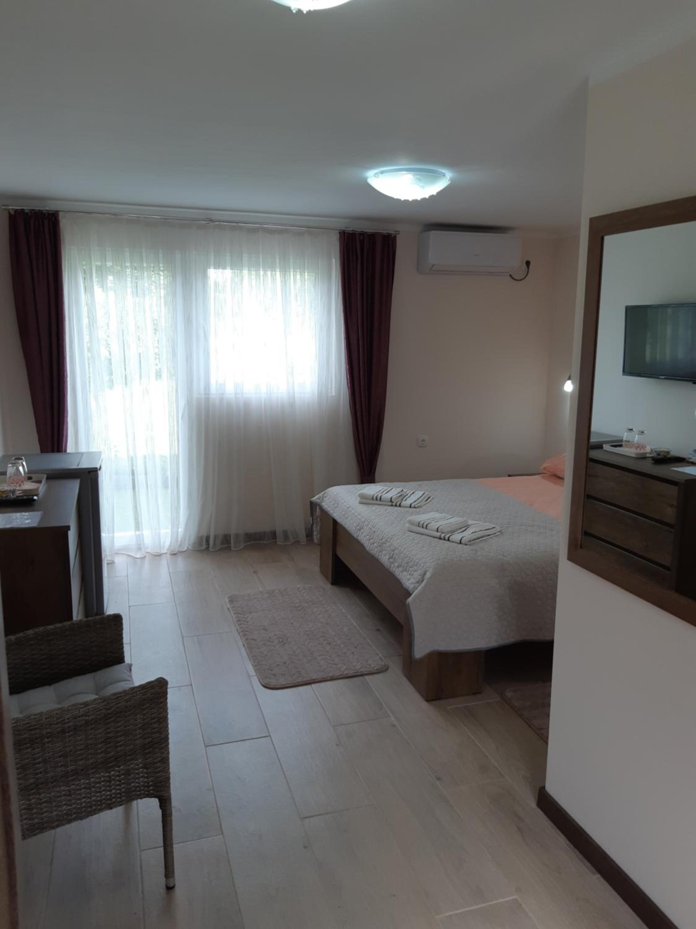 Double Room with Terrace - Photo 7