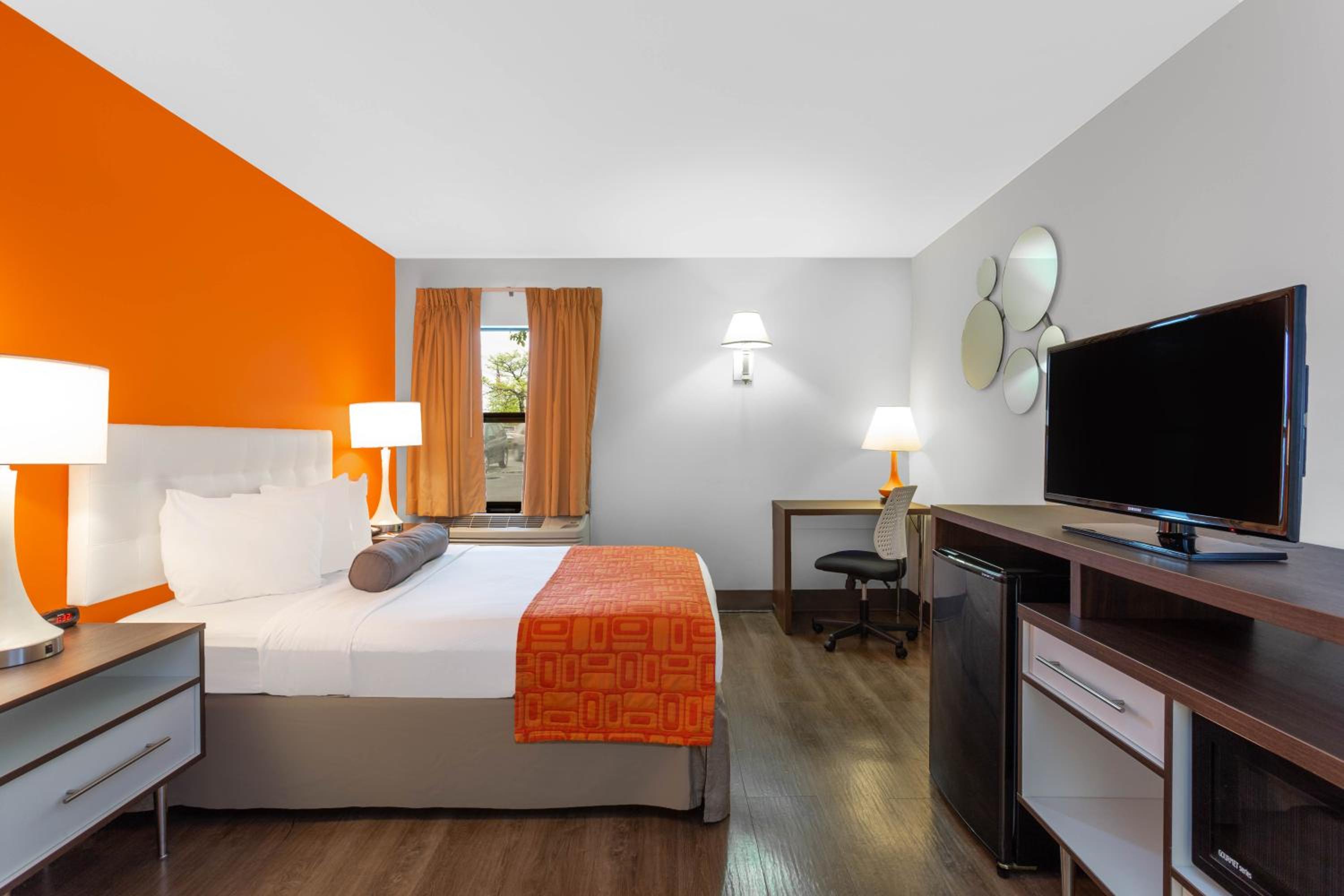 Double Room - Disability Access/Non-Smoking - Photo 1