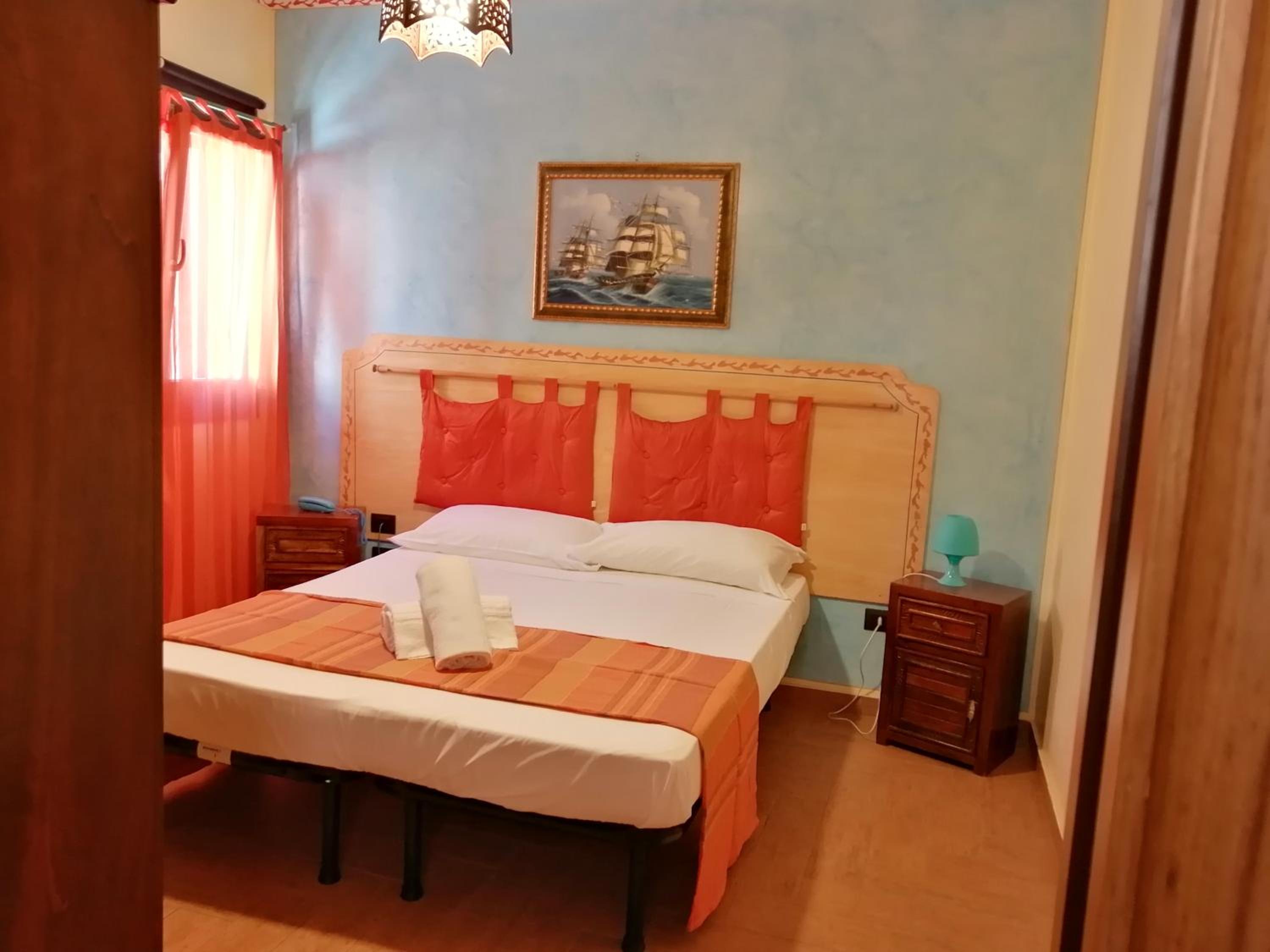 Double Room with Private Bathroom photo 2