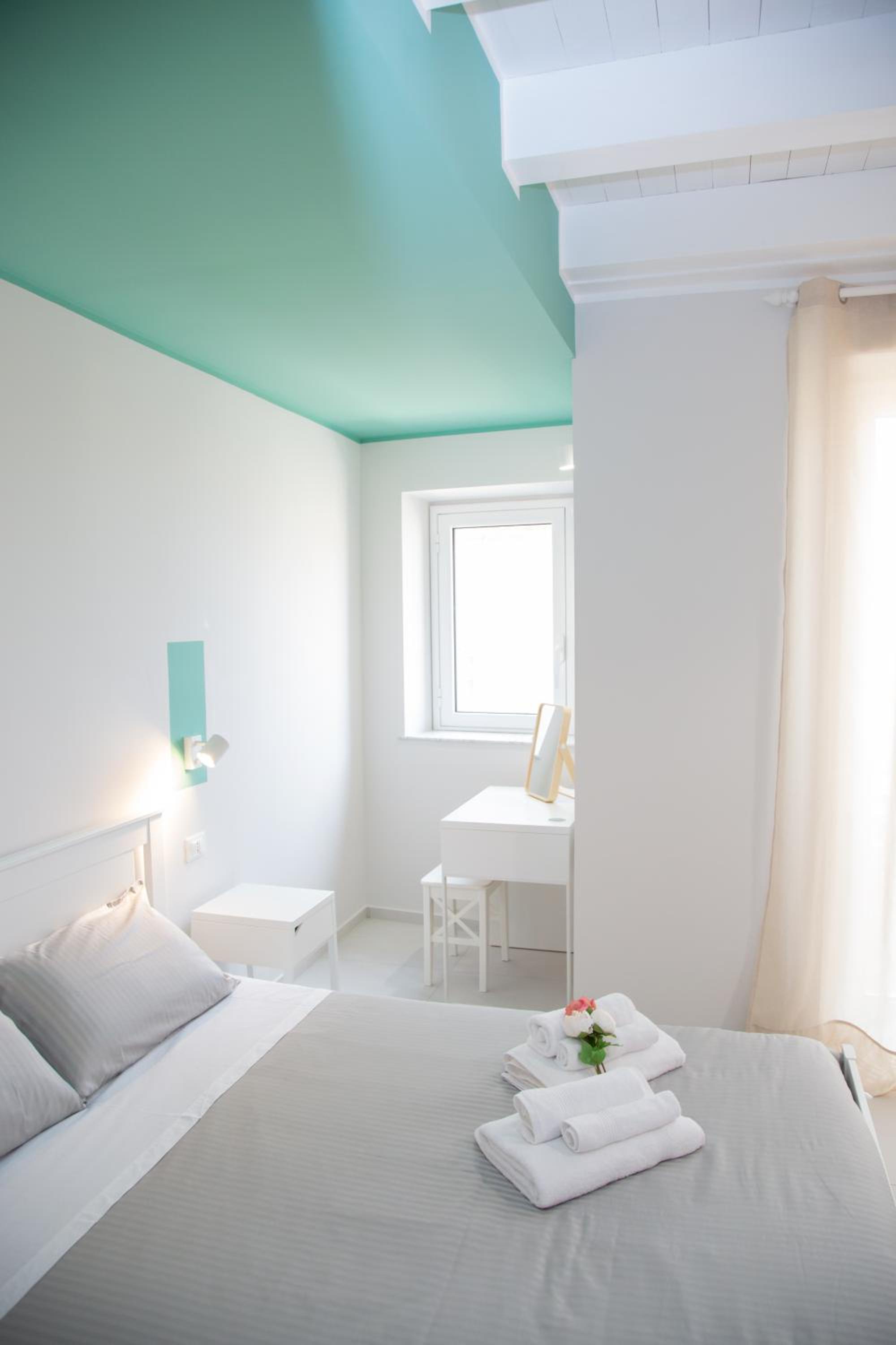 Double Room with Extra Bed - Photo 2