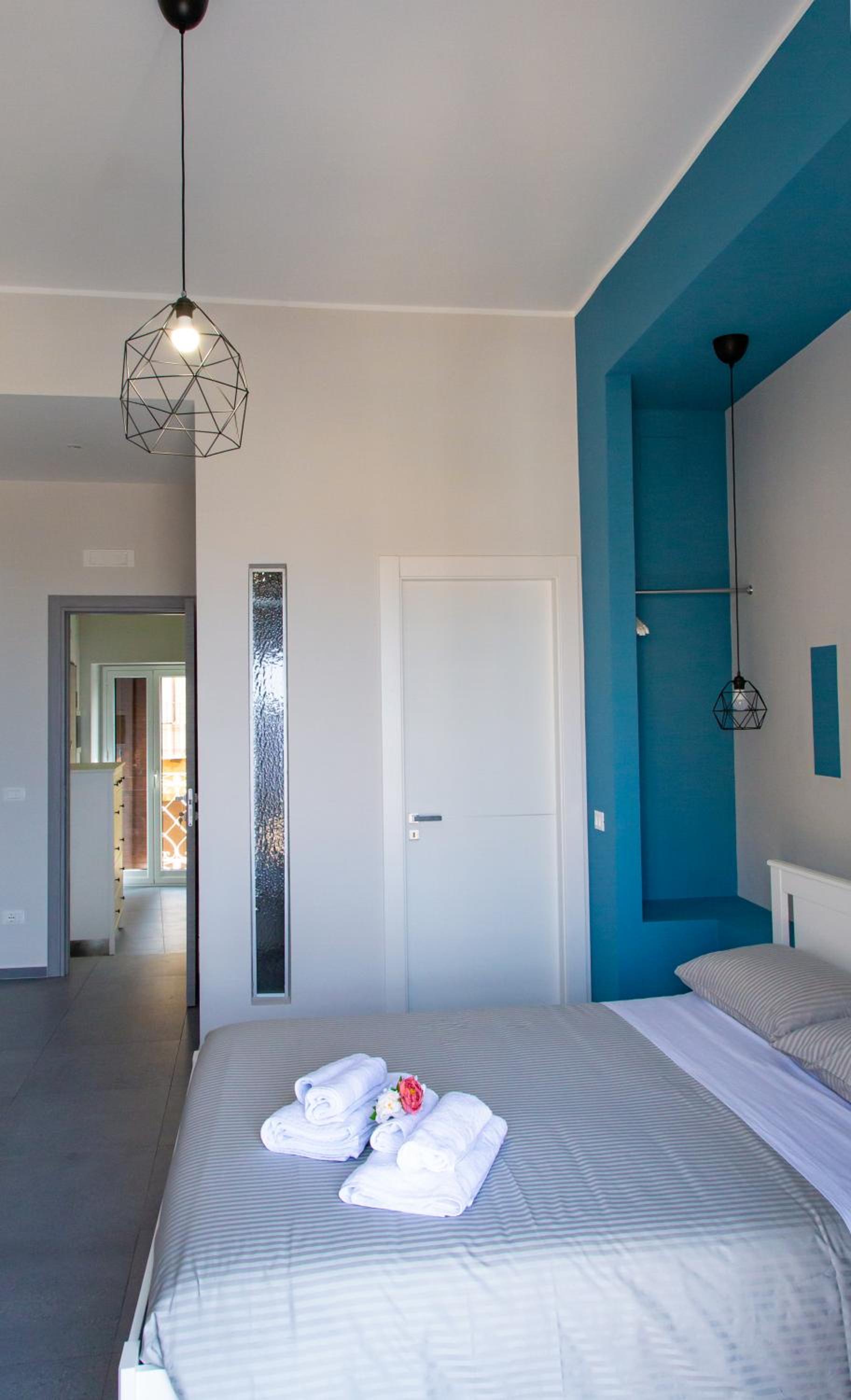 Deluxe Double Room with Balcony and Sea View - Photo 6