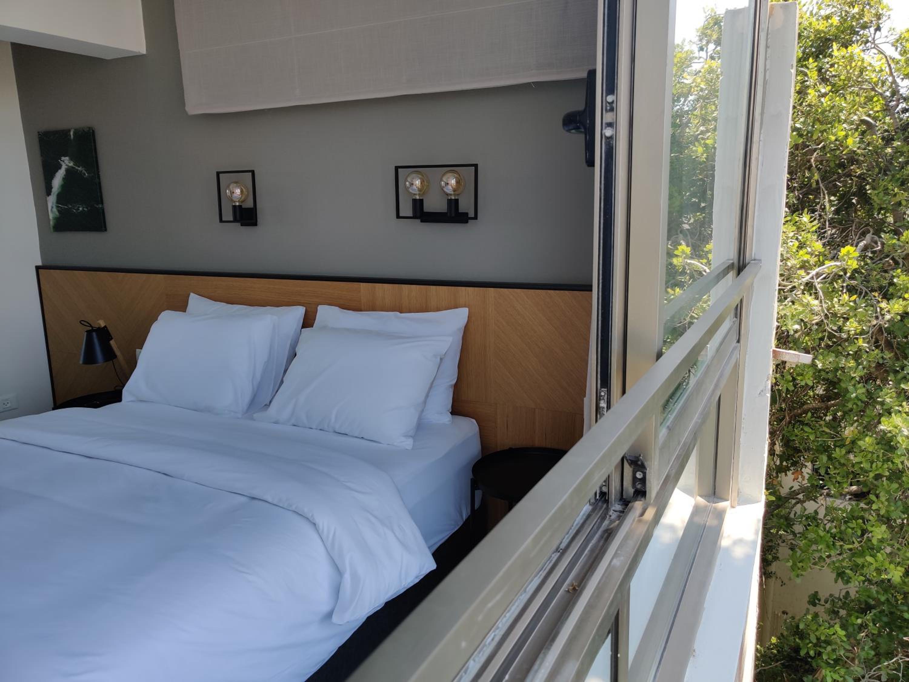 Apartment with Sea View - Photo 3