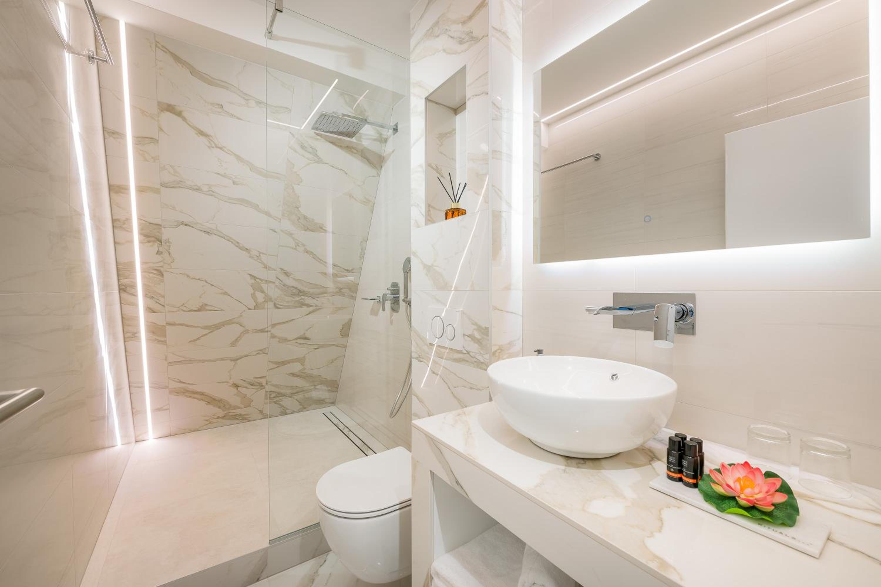 Superior Double Room - Photo 4