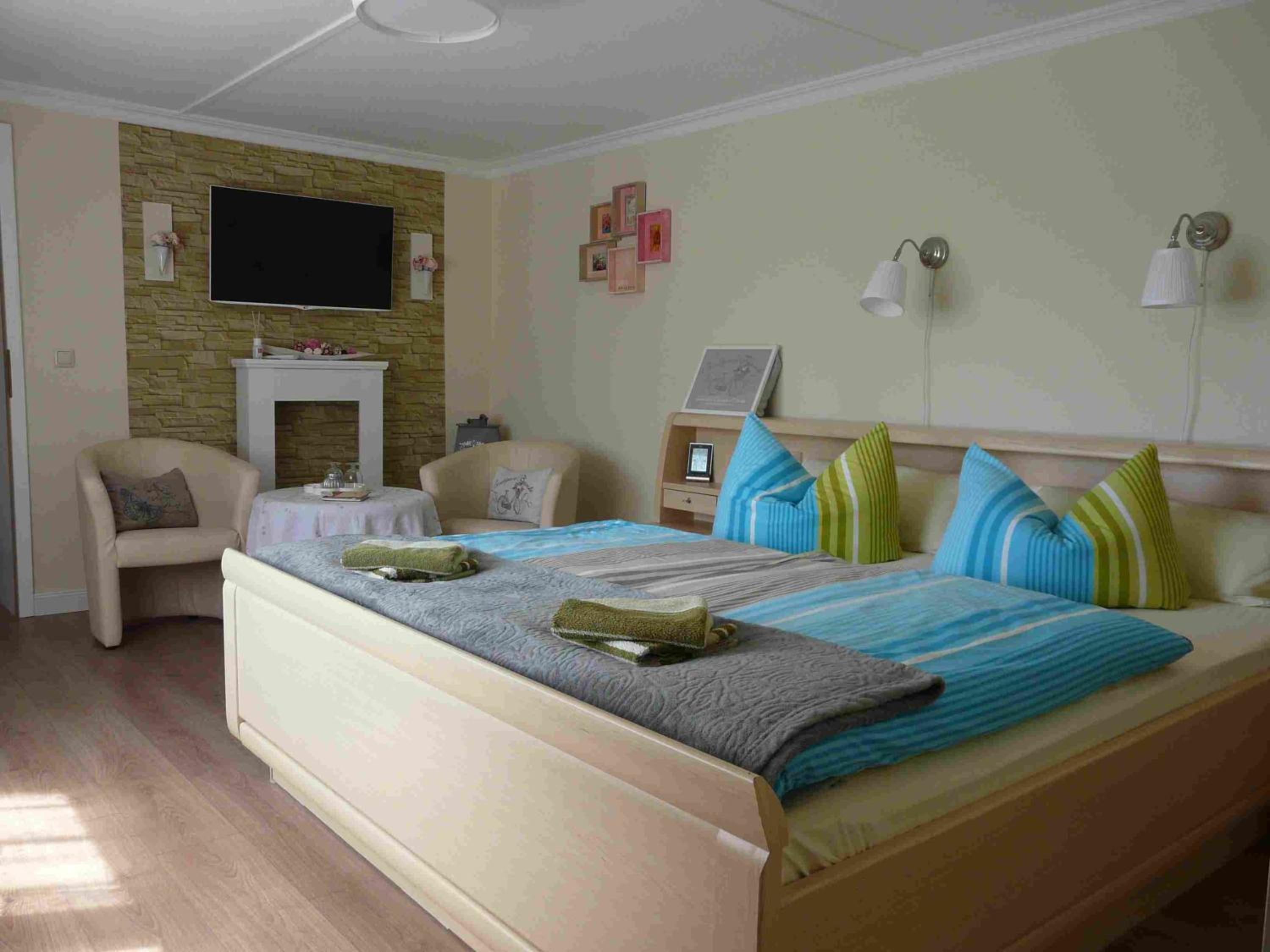 Double Room with Private Bathroom photo 1