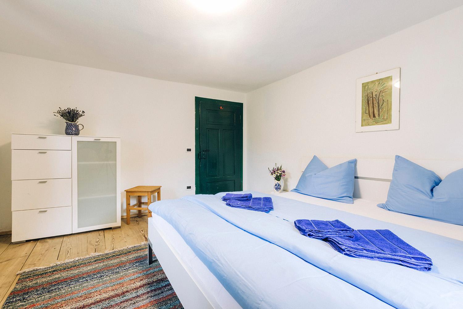 Three-Bedroom House photo 2
