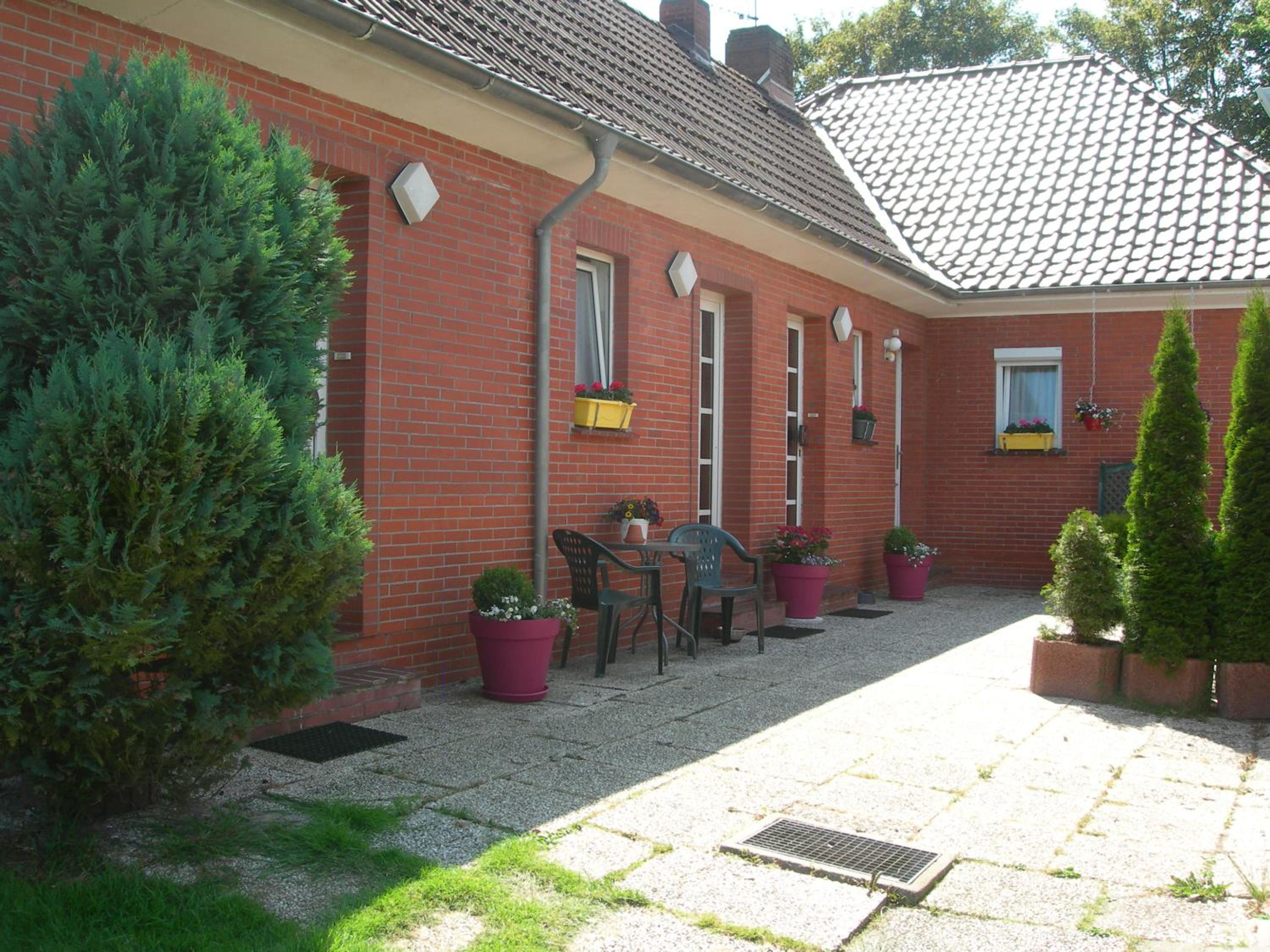 One-Bedroom Apartment with Terrace photo 3