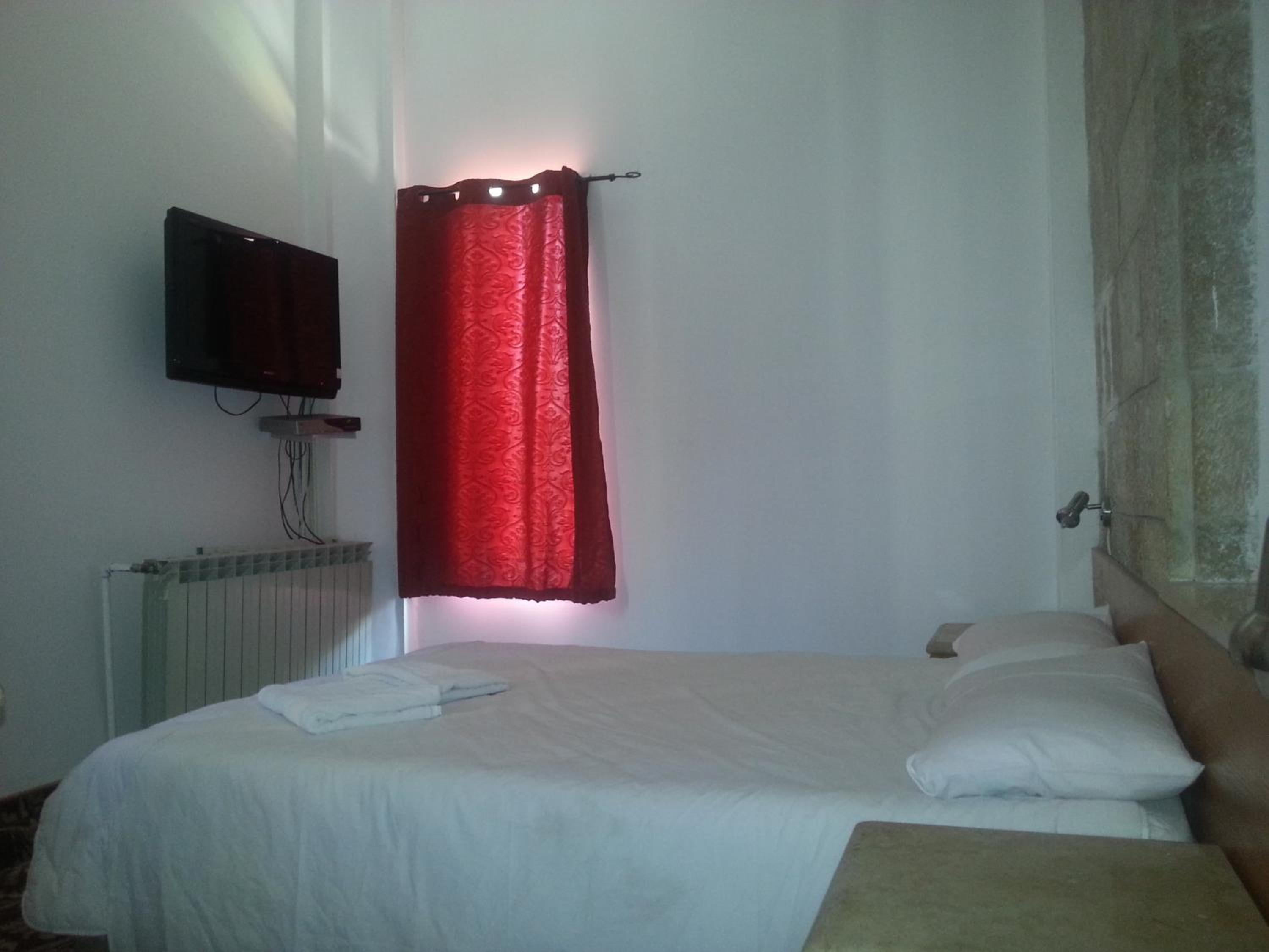 Standard Double Room - Photo 18