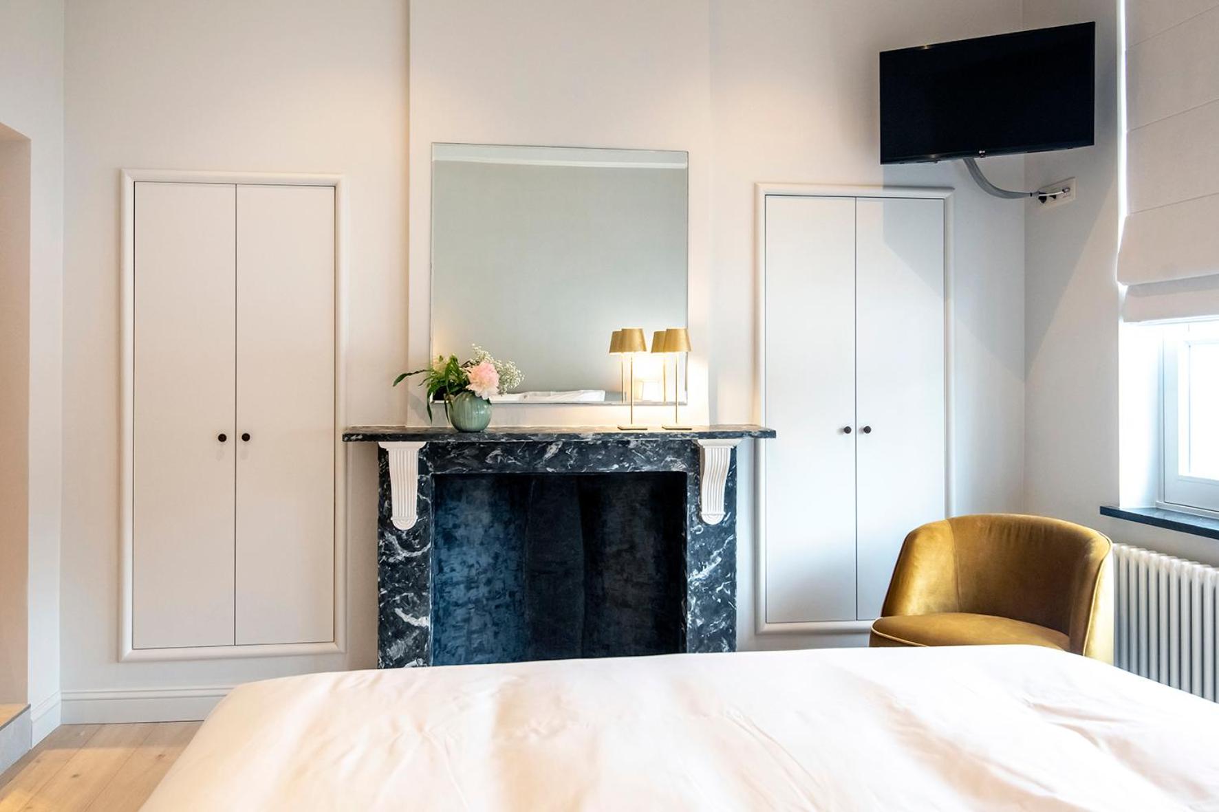 Deluxe Double Room with Shower photo 2