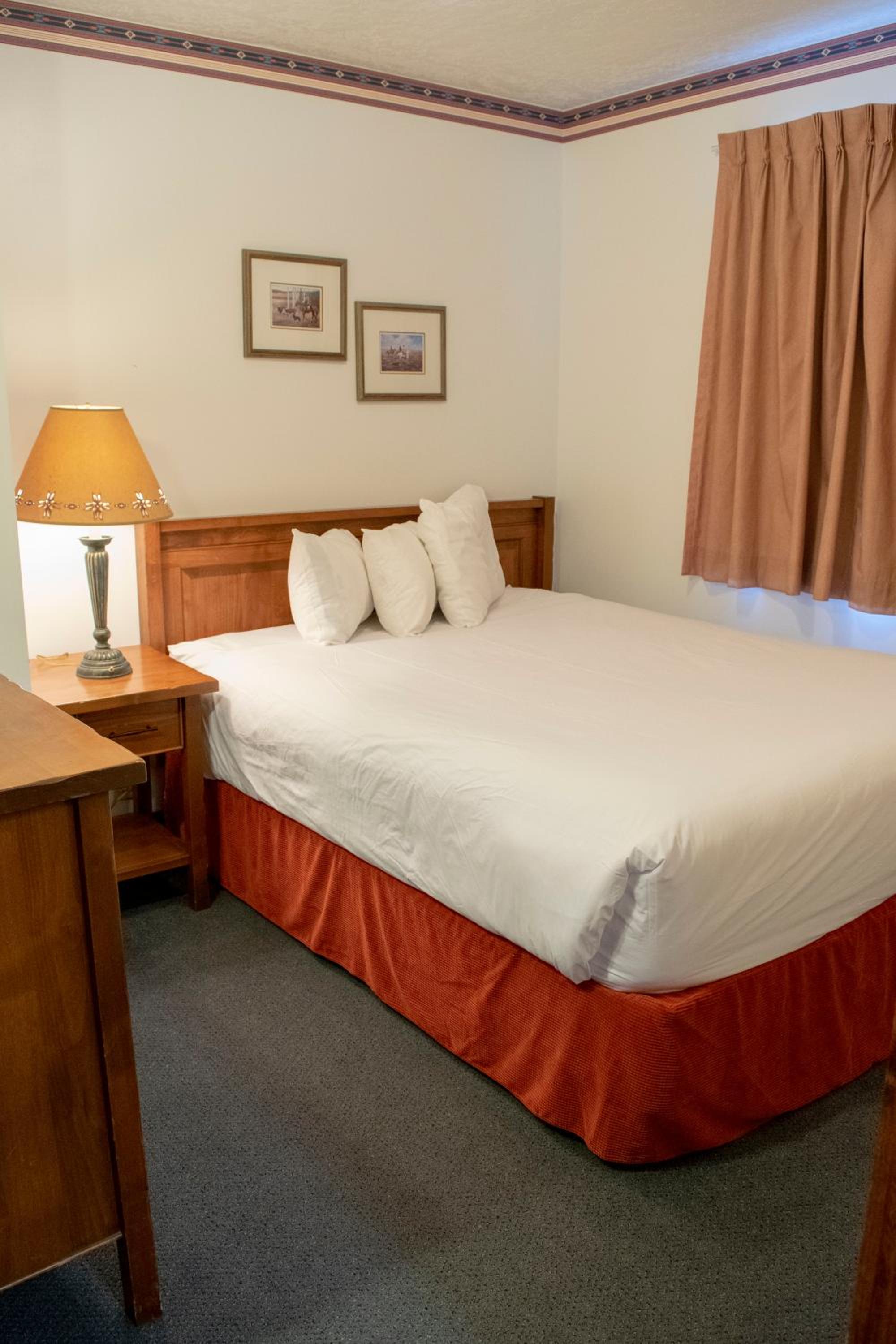 Deluxe Double Room - Photo 8