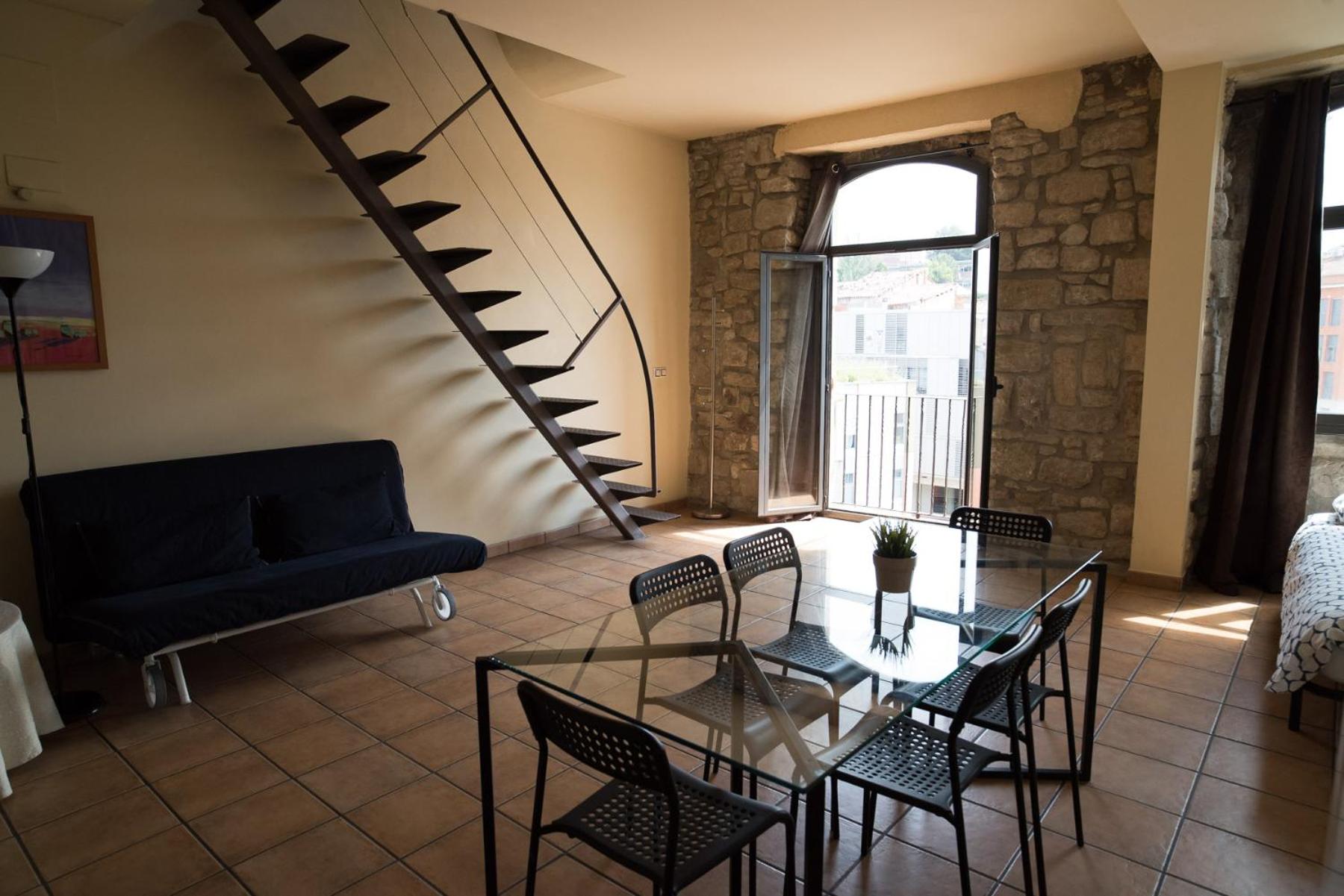 Apartamento dúplex (2-4 adultos)