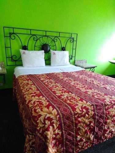 Single Room photo 3