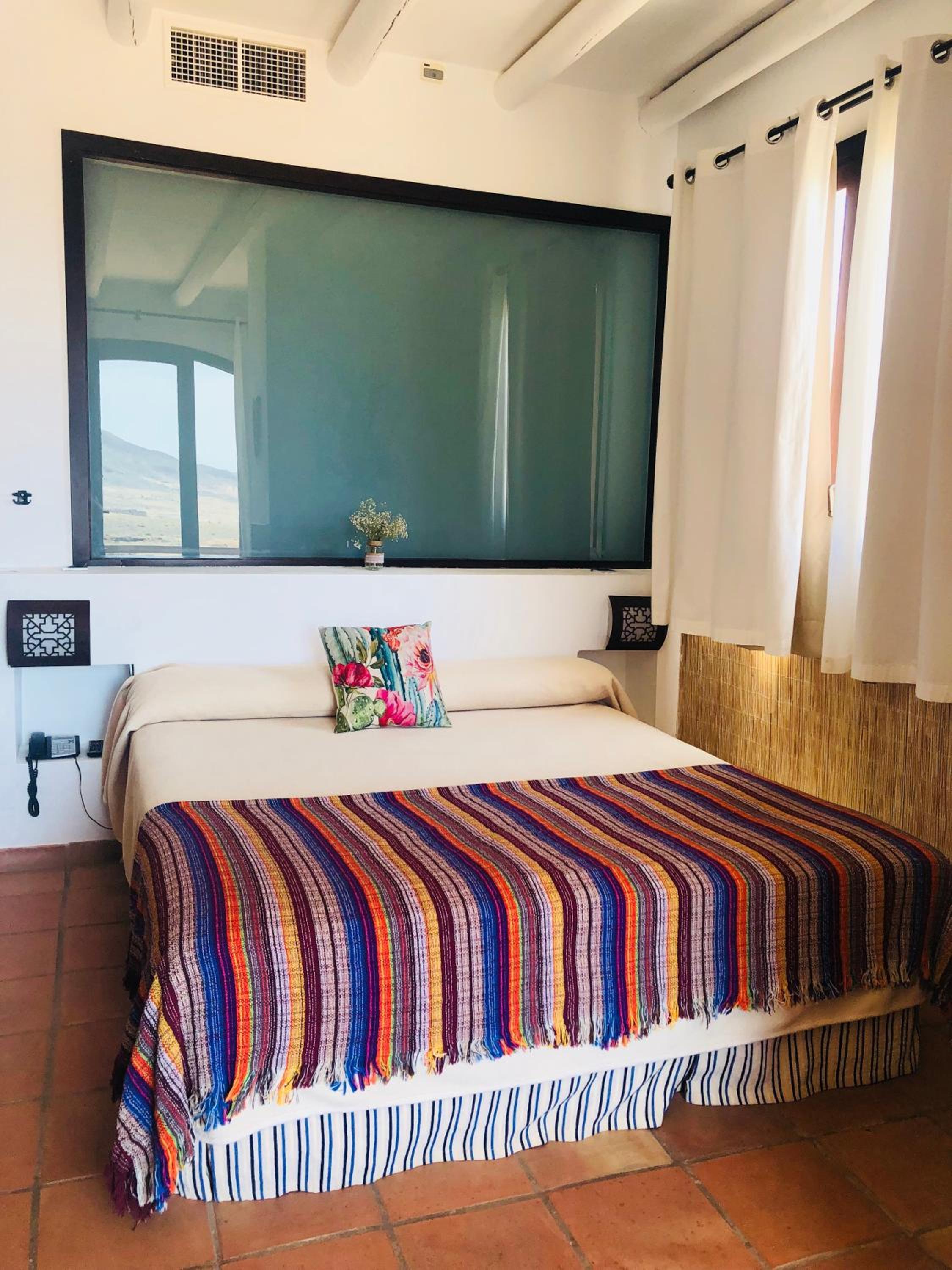 Habitación doble (2 adultos + 1 niño)