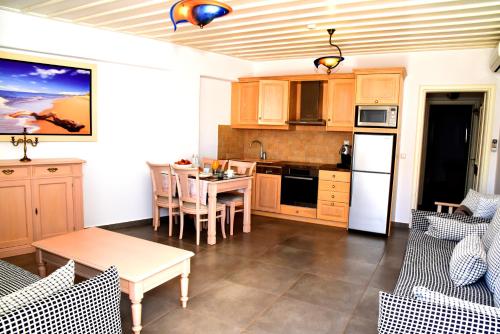 Executive Suite photo 2