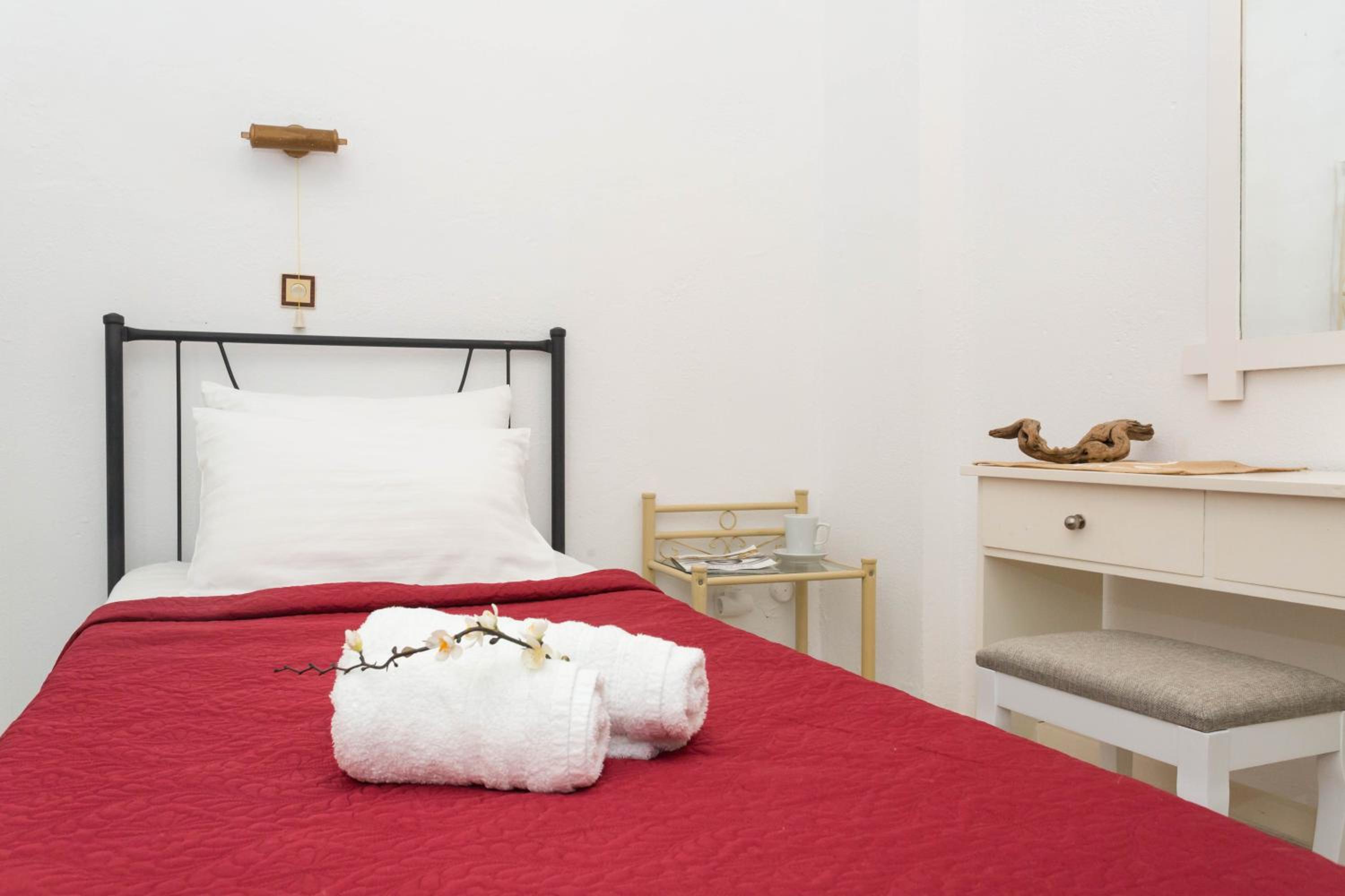 Standard Single Room