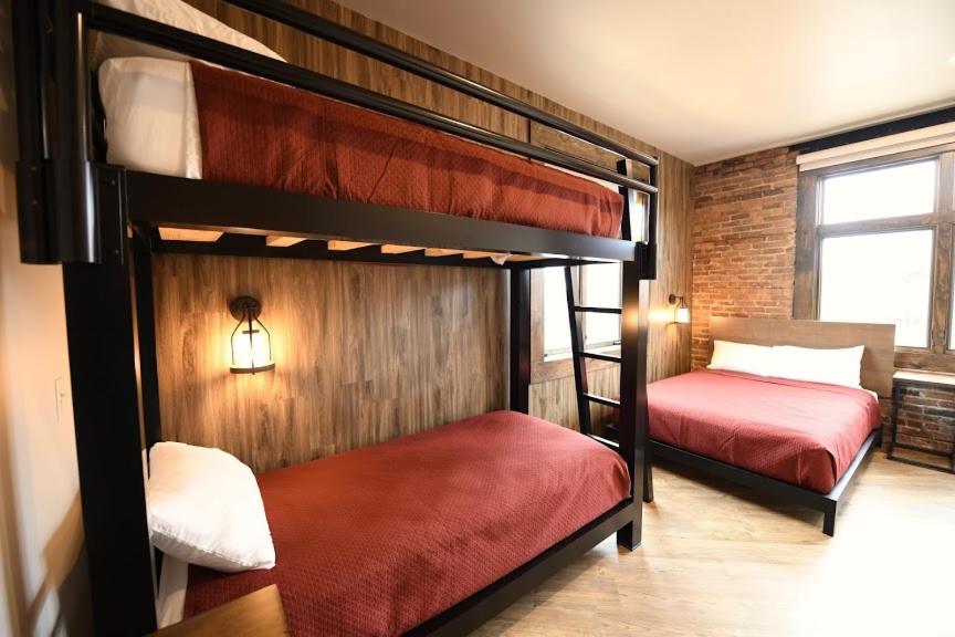 Room 1 @ 30 West Main Street