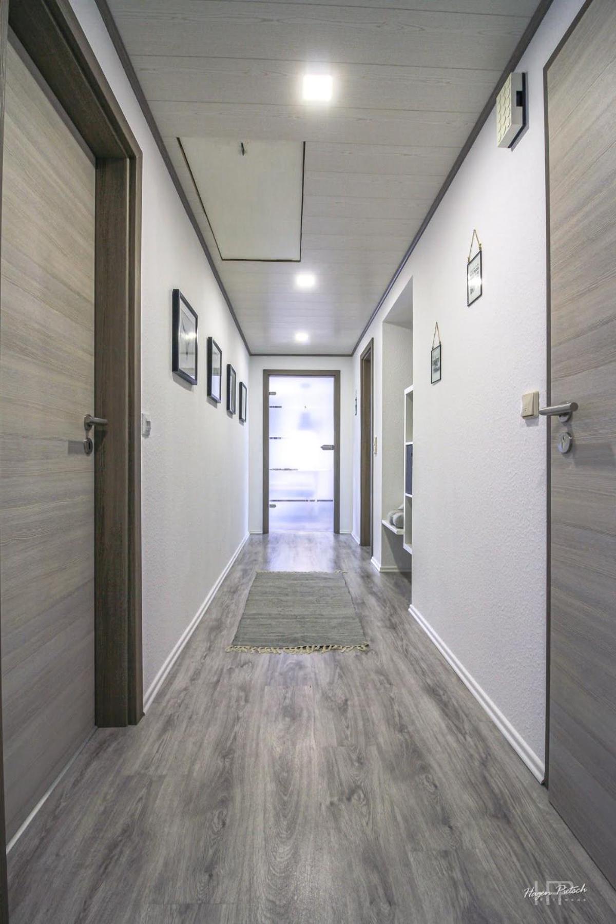 Three-Bedroom Apartment photo 2