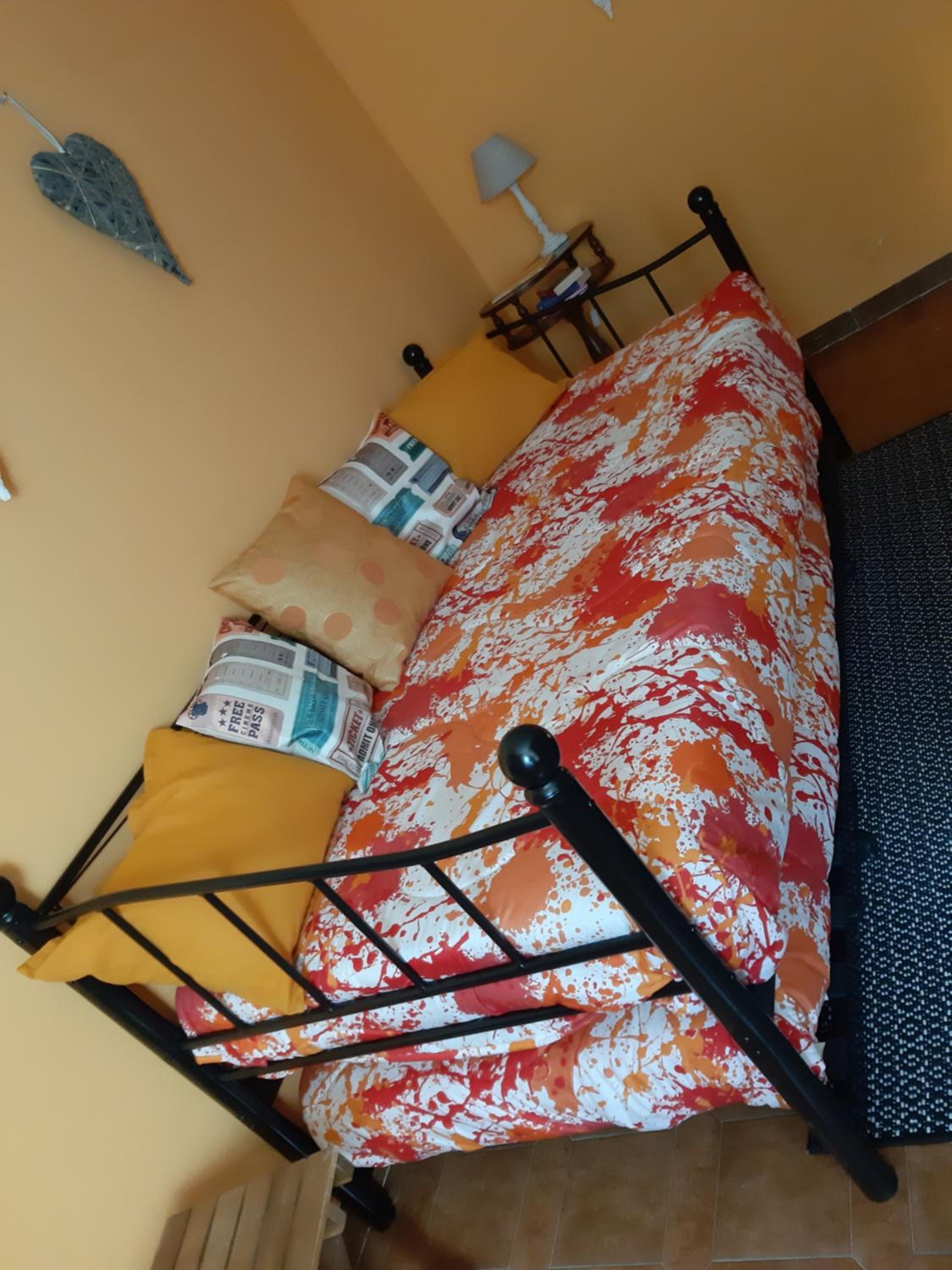 Twin Room - Photo 8
