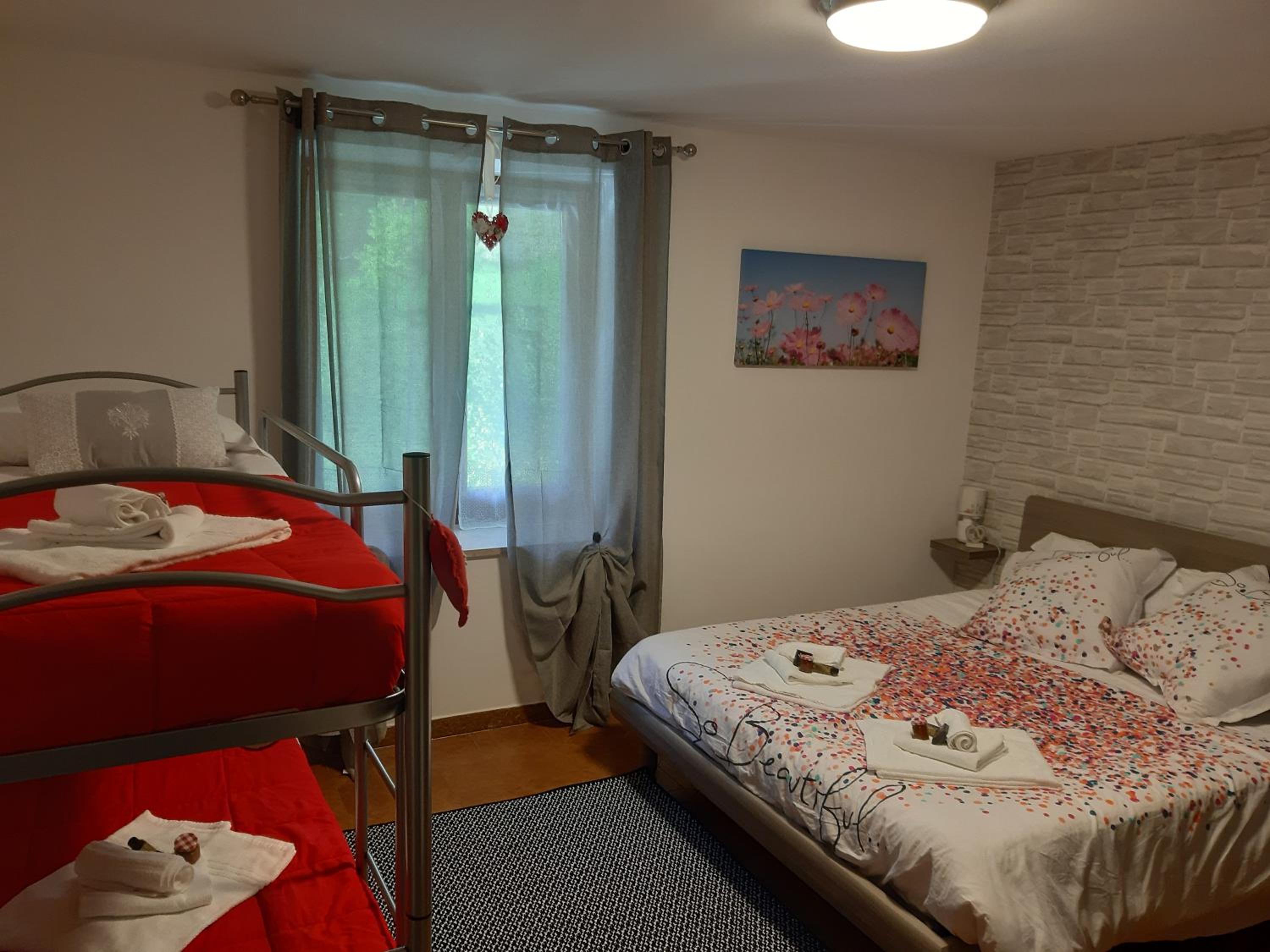 Family Room - Photo 1