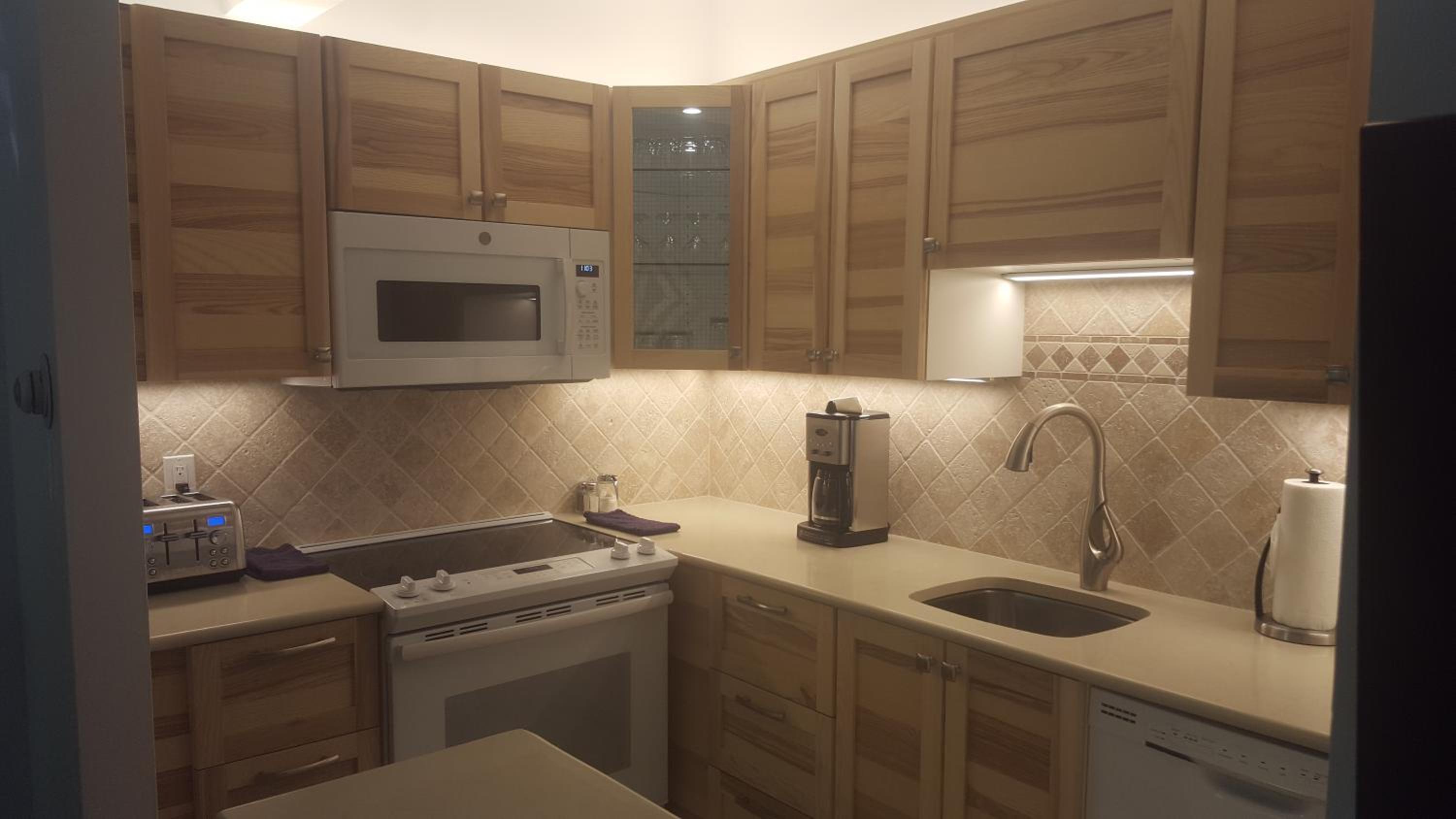 One-Bedroom Condo - Photo 16
