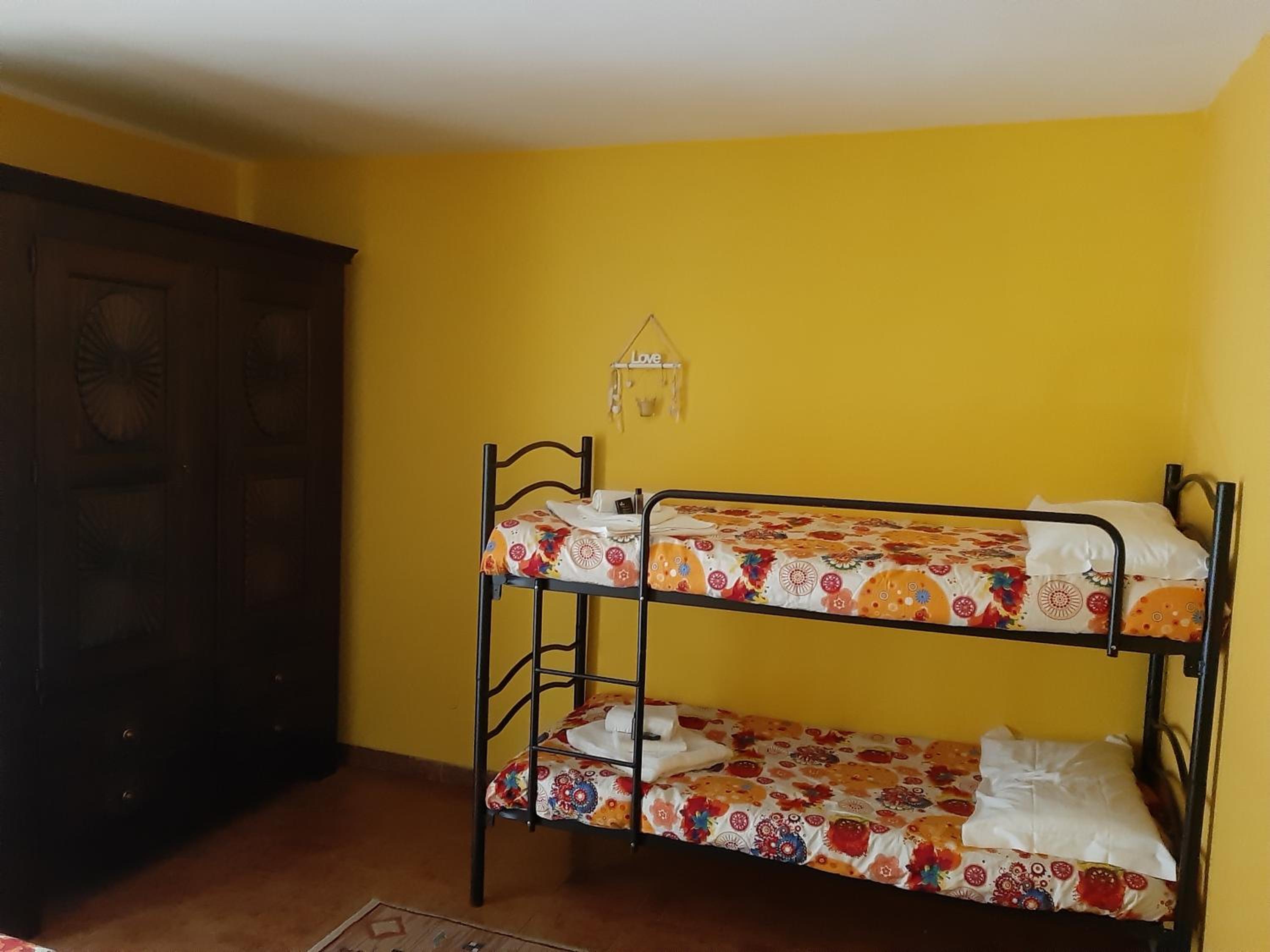 Quadruple Room - Photo 4