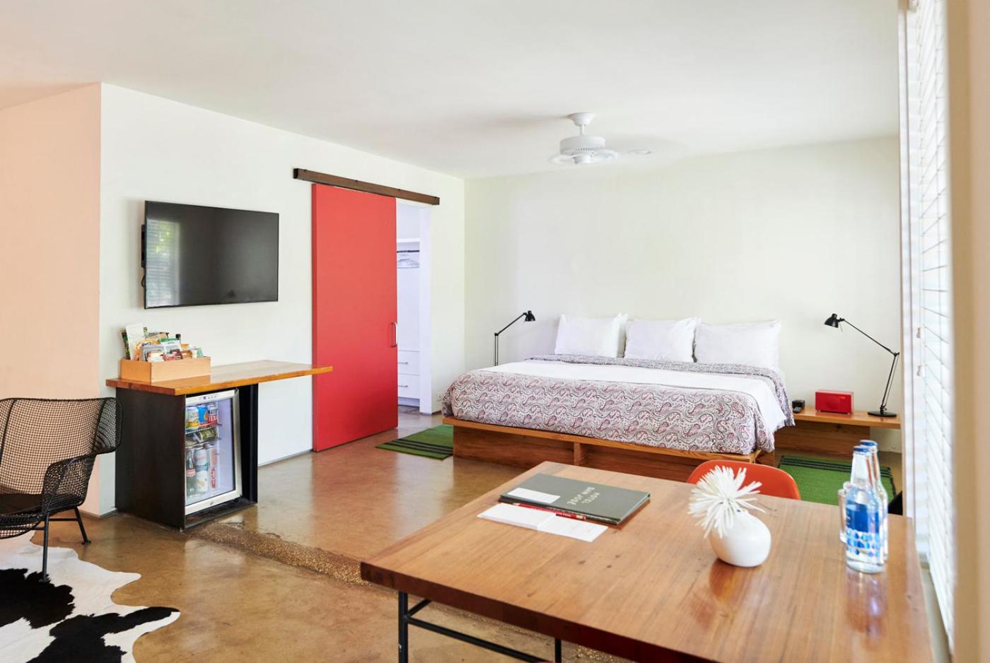 Deluxe King Studio