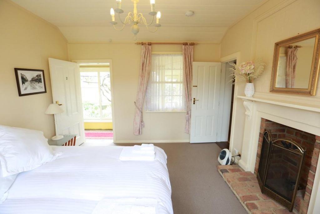 Double or Twin Room photo 3