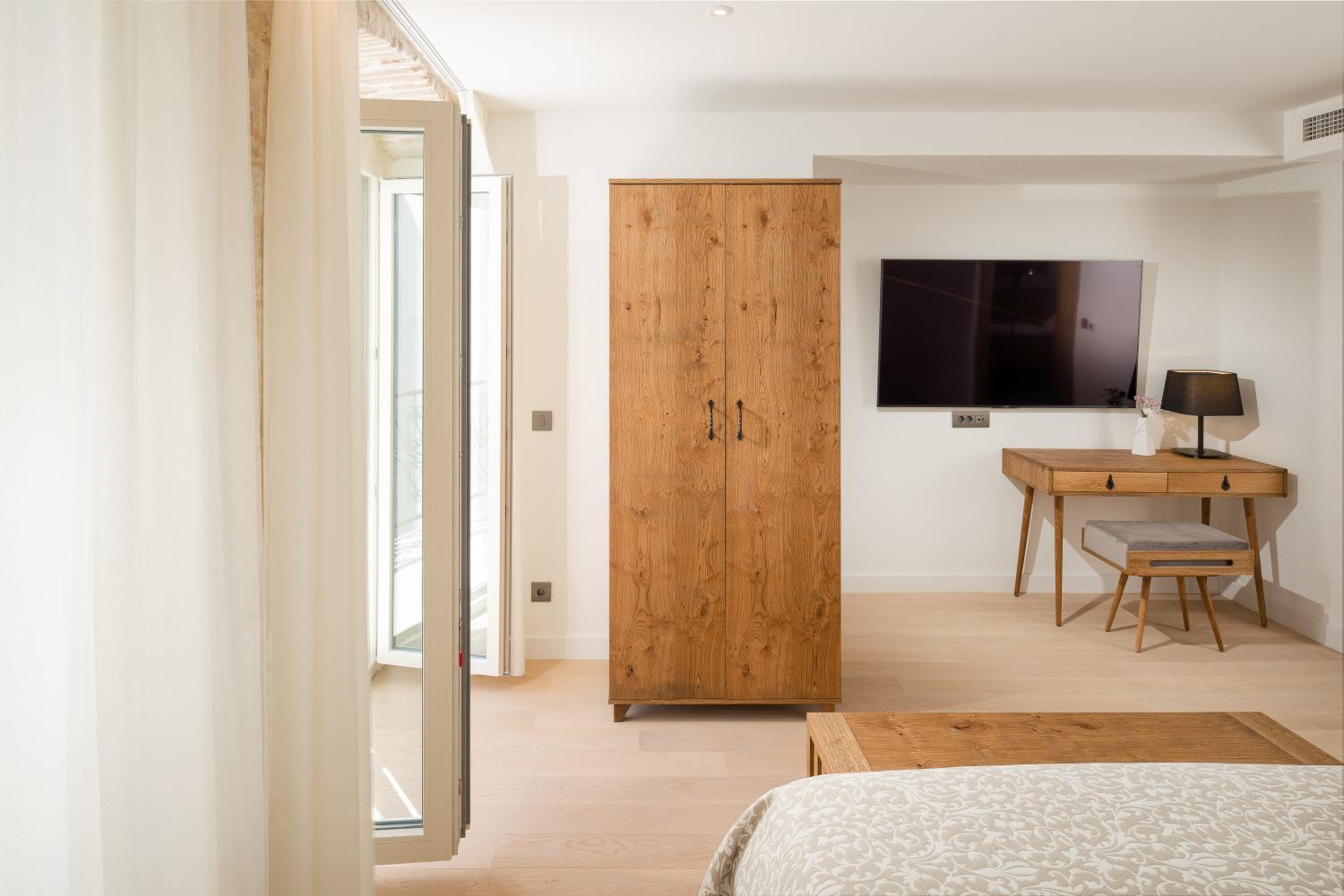 Double Room with Balcony photo 2
