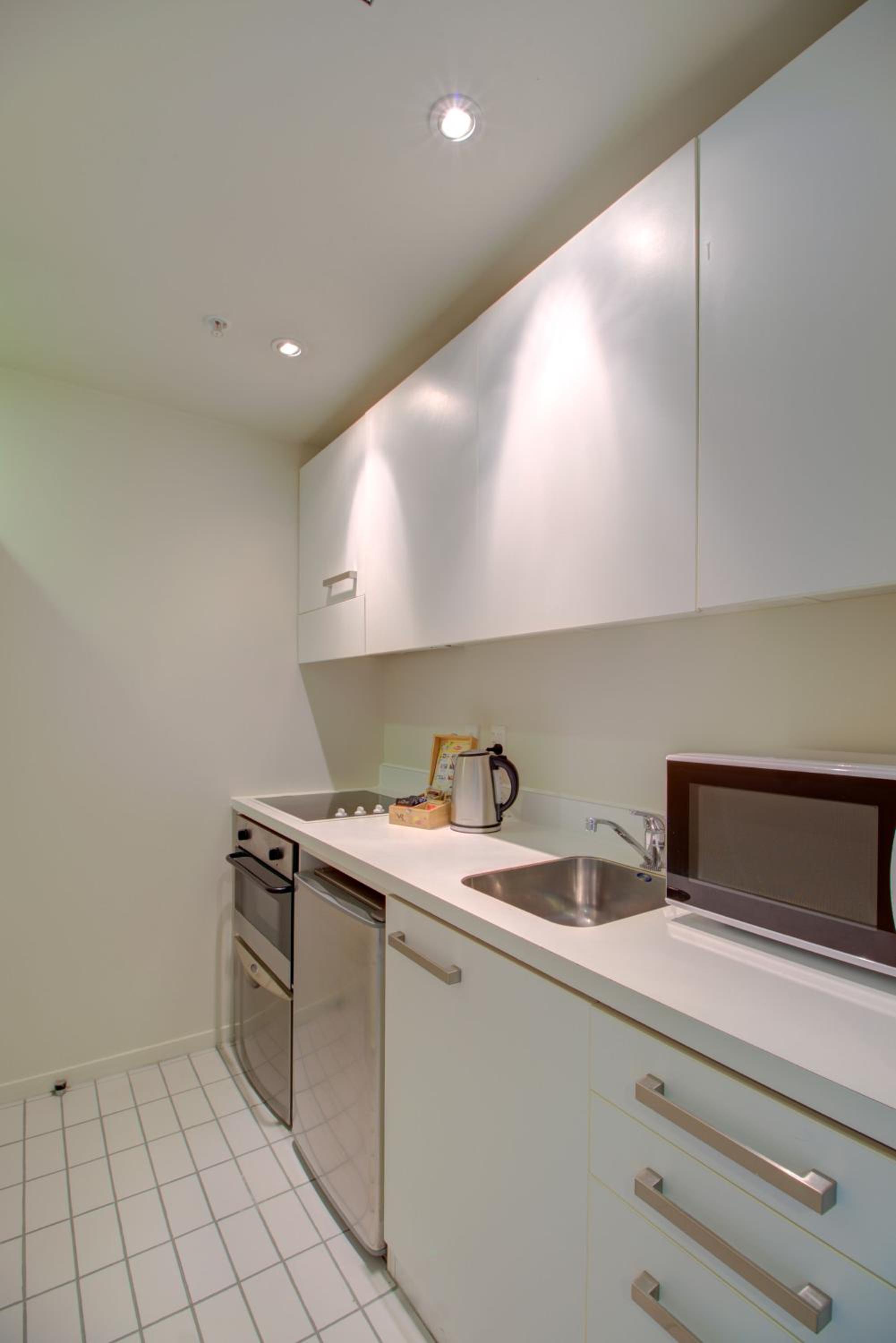 Executive Two-Bedroom Apartment - Photo 7
