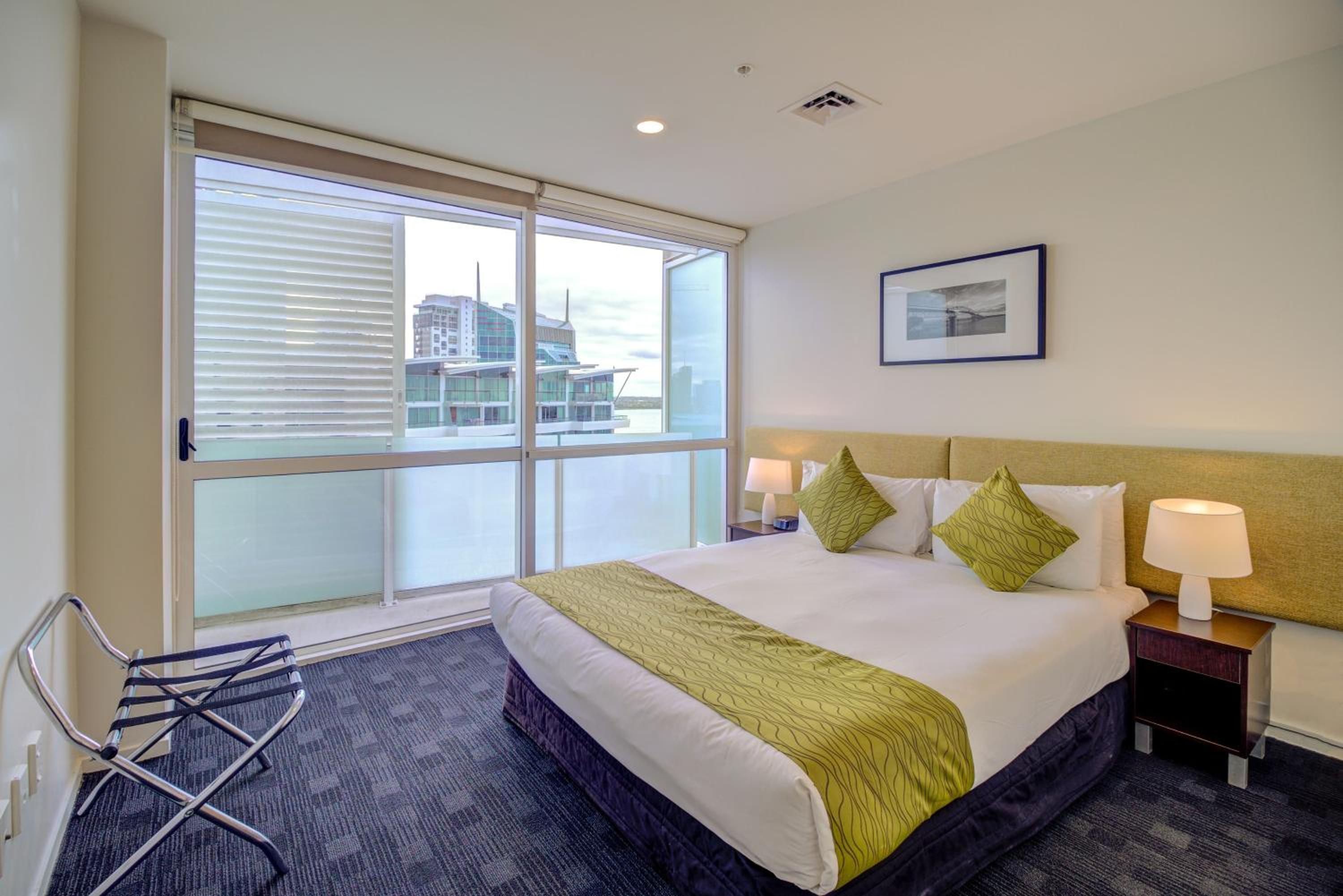Premier Two-Bedroom Apartment - Photo 7