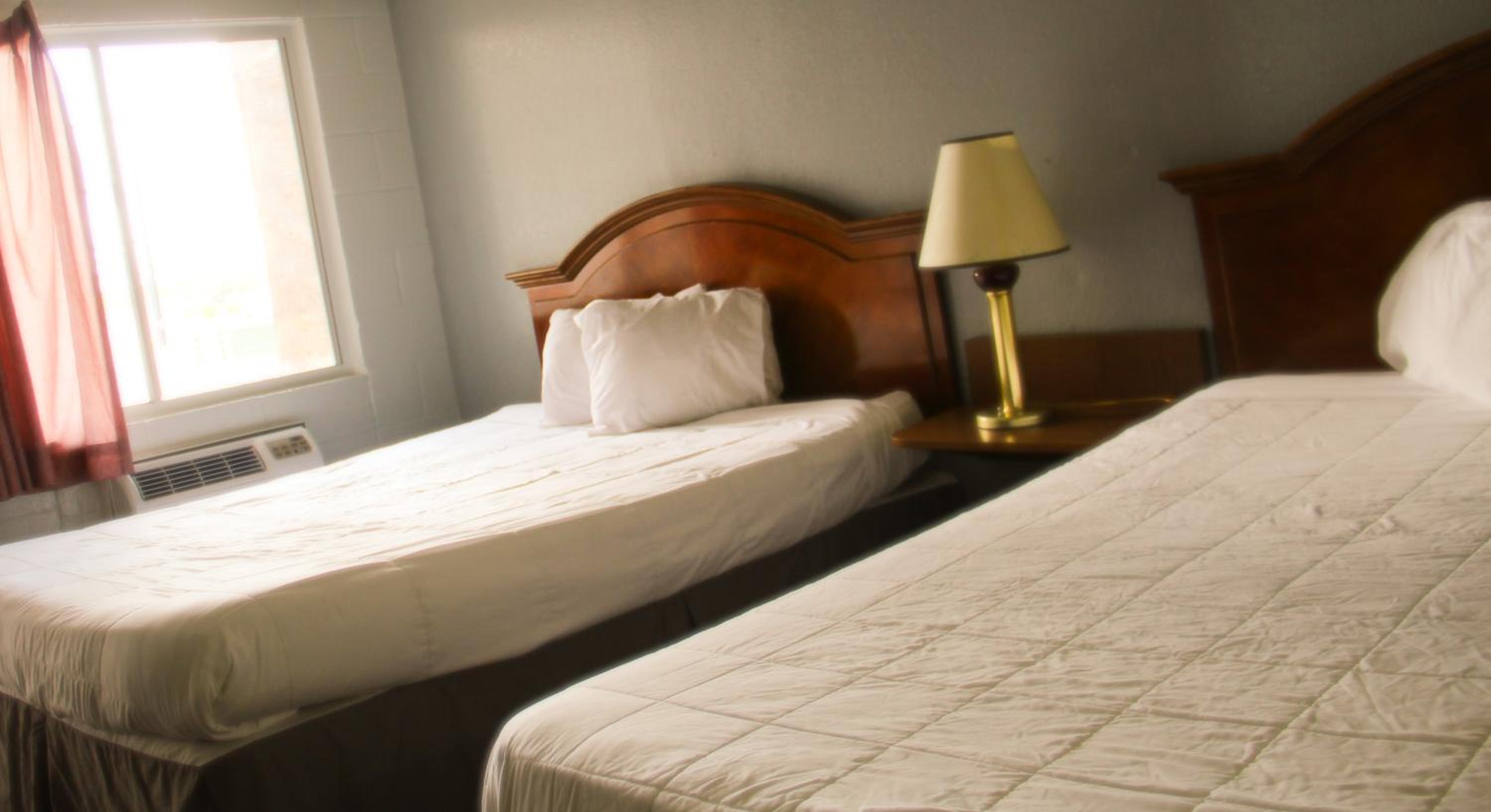 Executive Room with Two Queen Beds photo 1