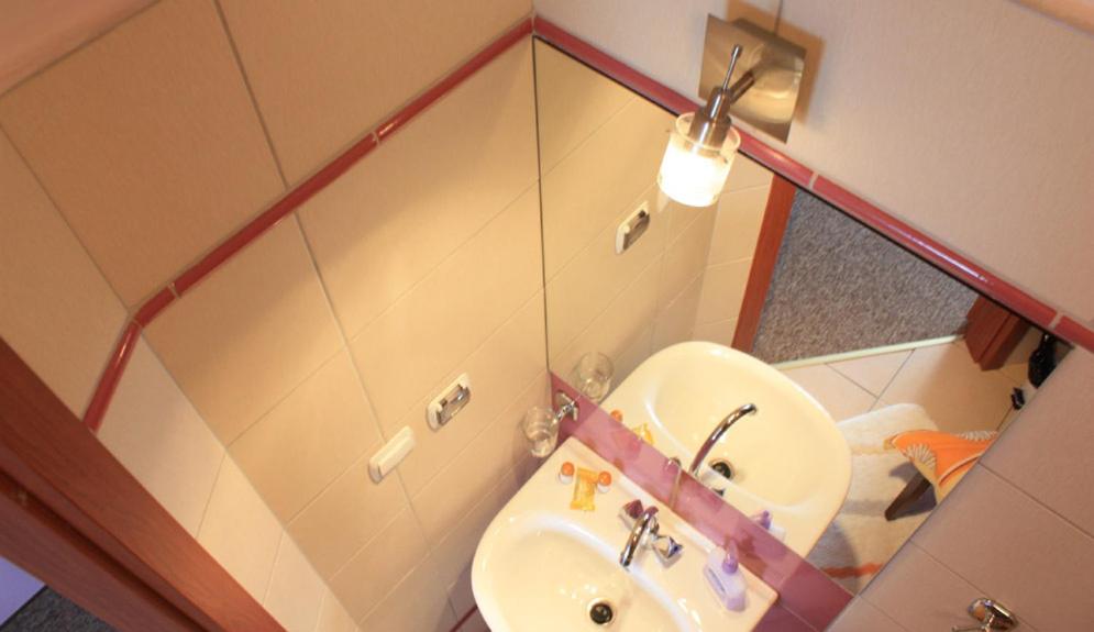 Double or Twin Room - Photo 4
