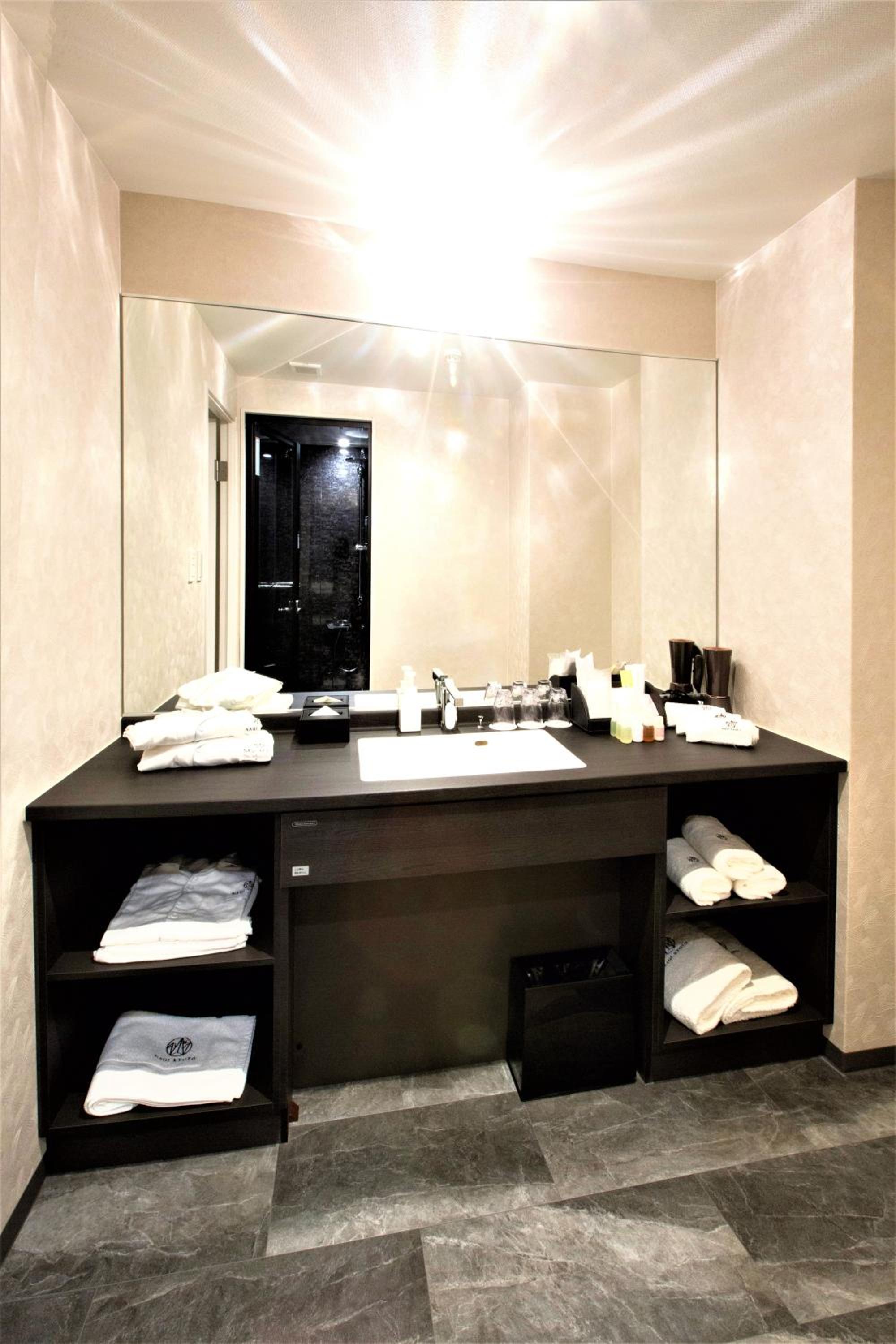 Deluxe Twin Room - Photo 7