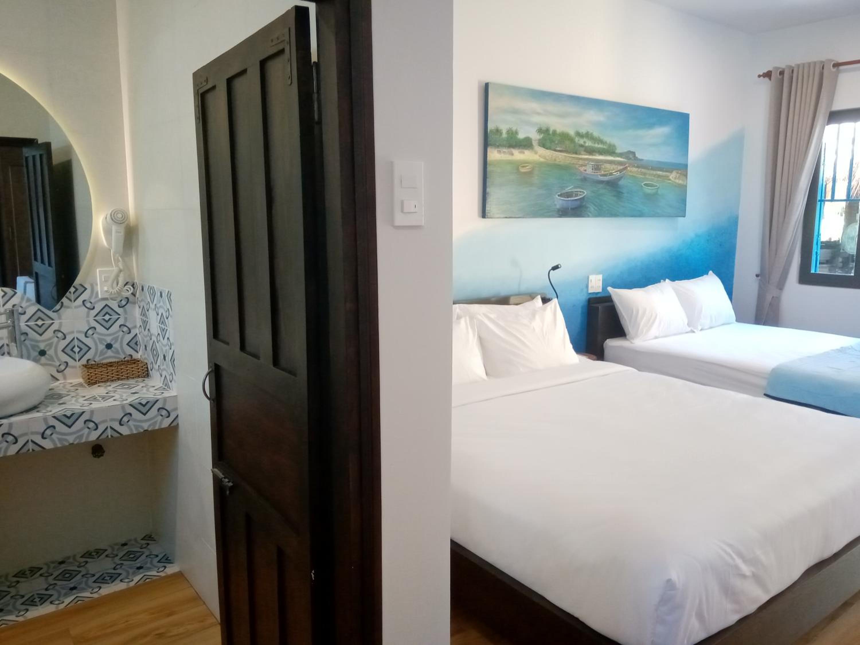 Superior Quadruple Room - Photo 4