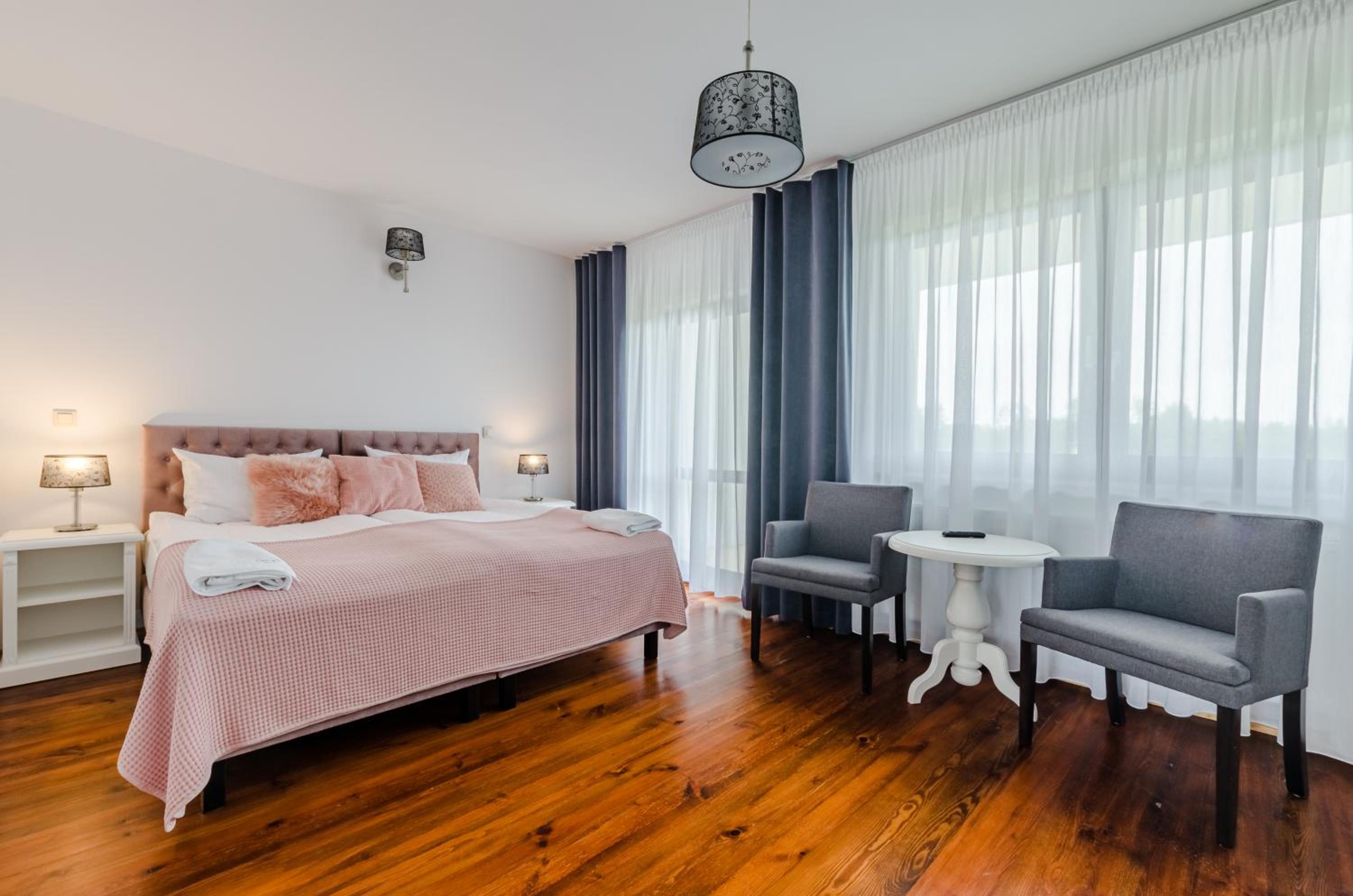 Triple Room with Balcony - Photo 7