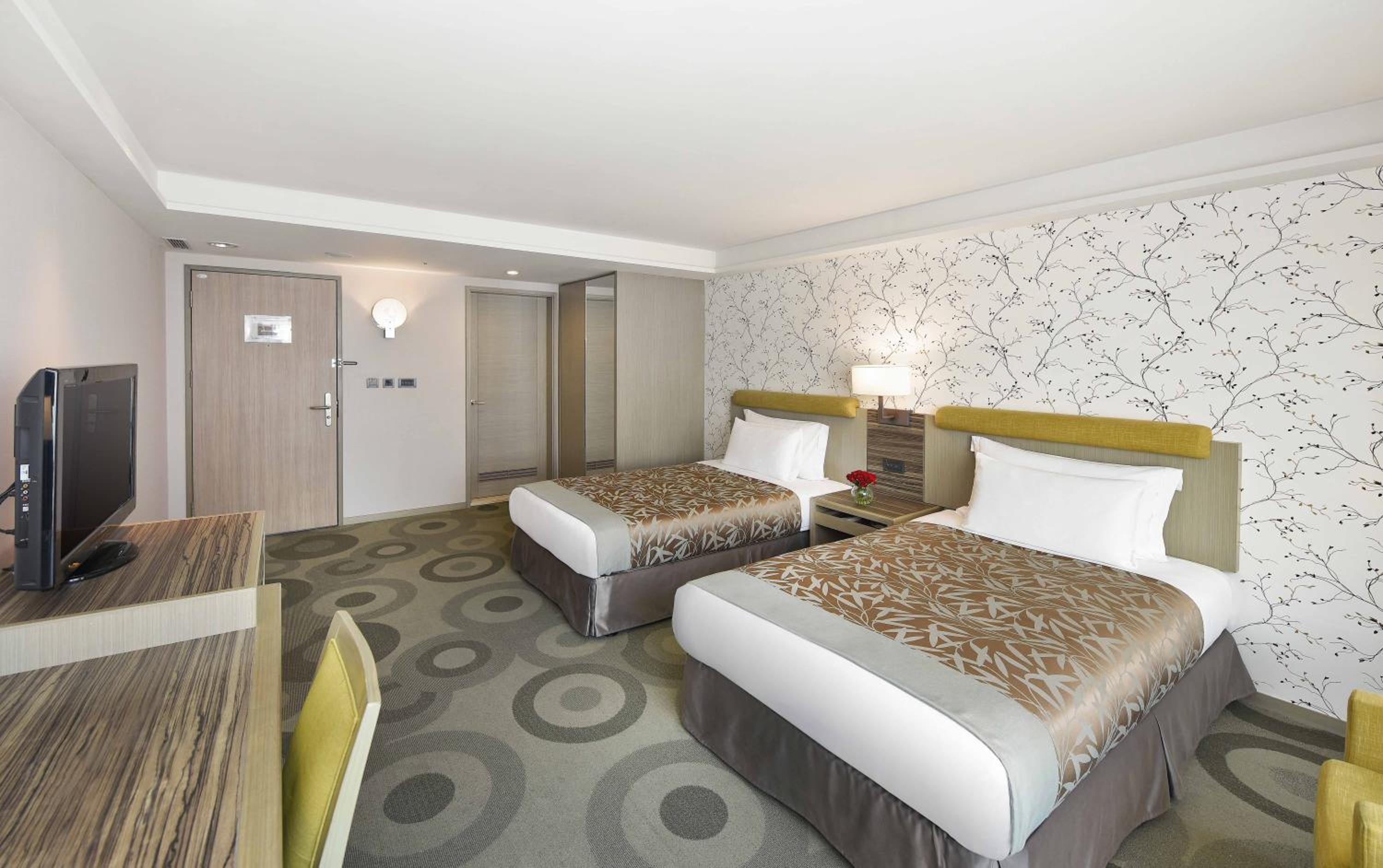 Available room