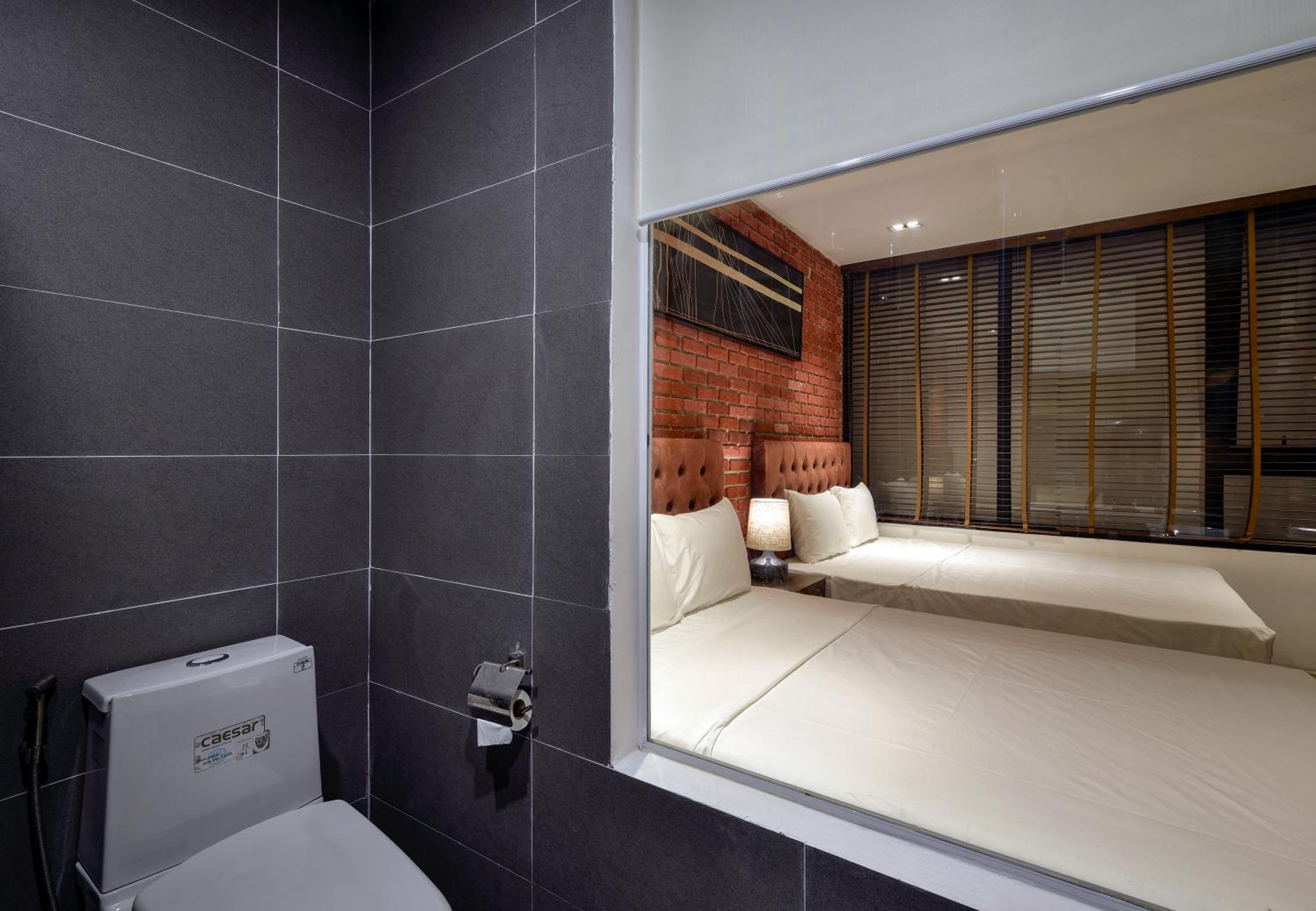 Standard Twin Room photo 2