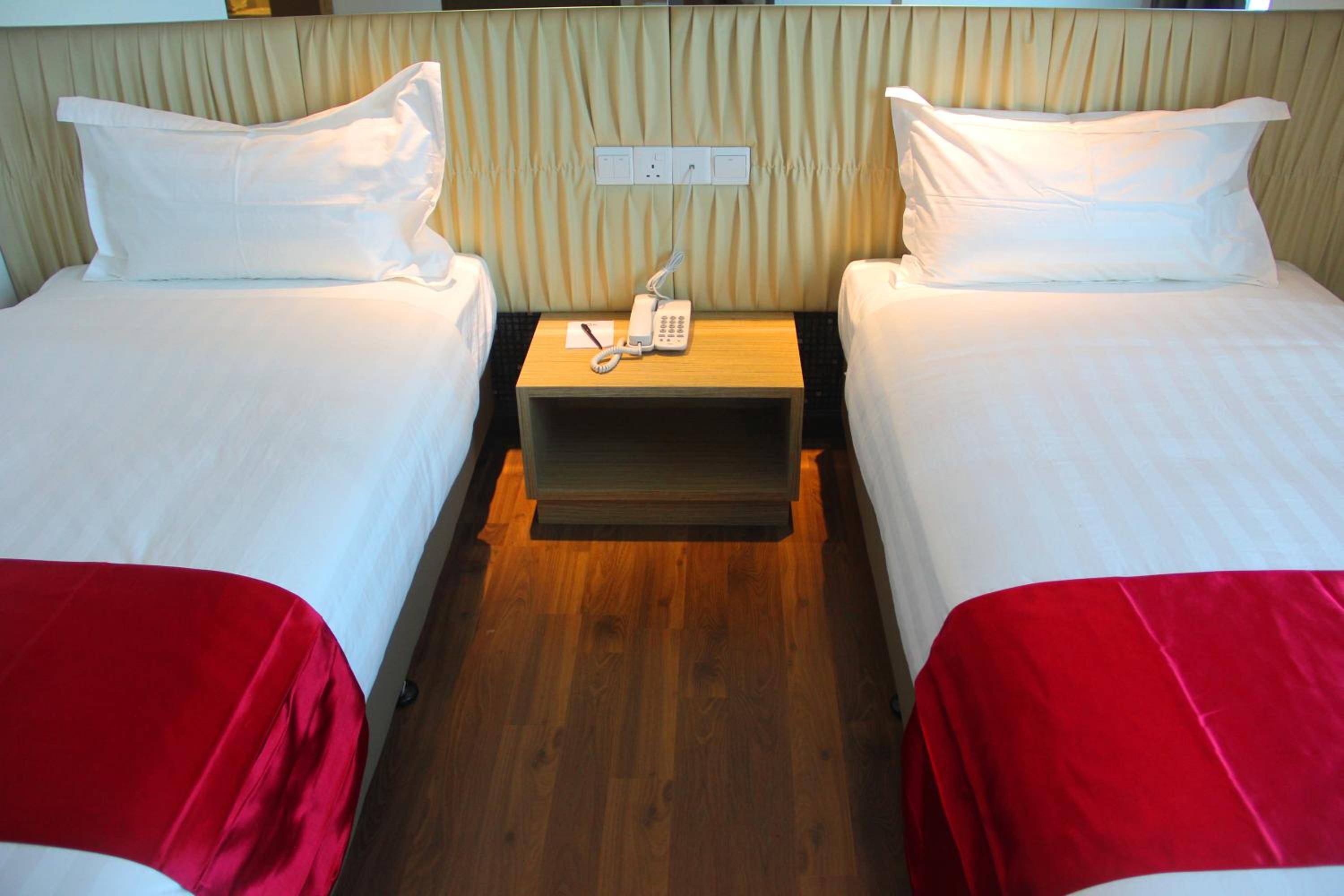 Standard Twin Room