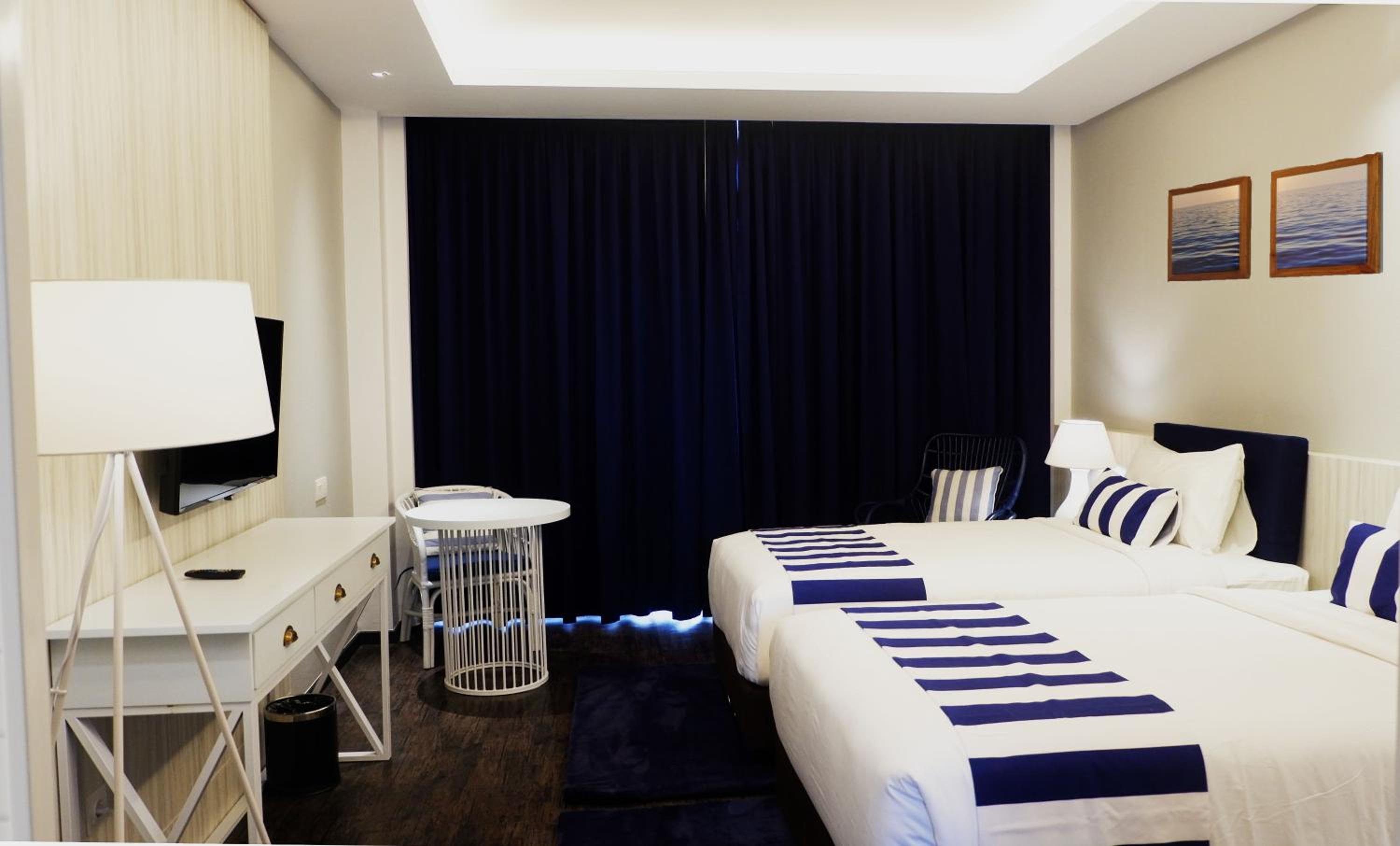 Deluxe Twin Ocean View - Photo 2