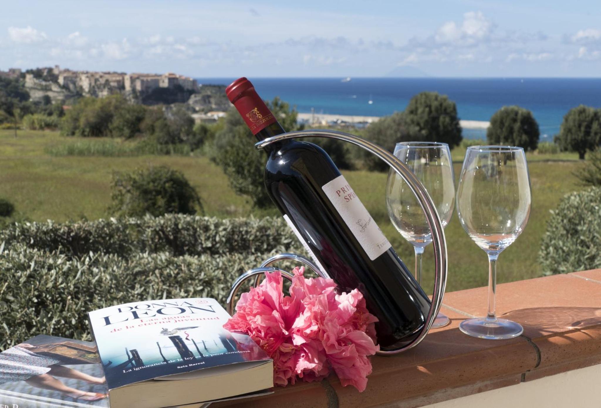 Junior Suite with Sea View - Photo 11