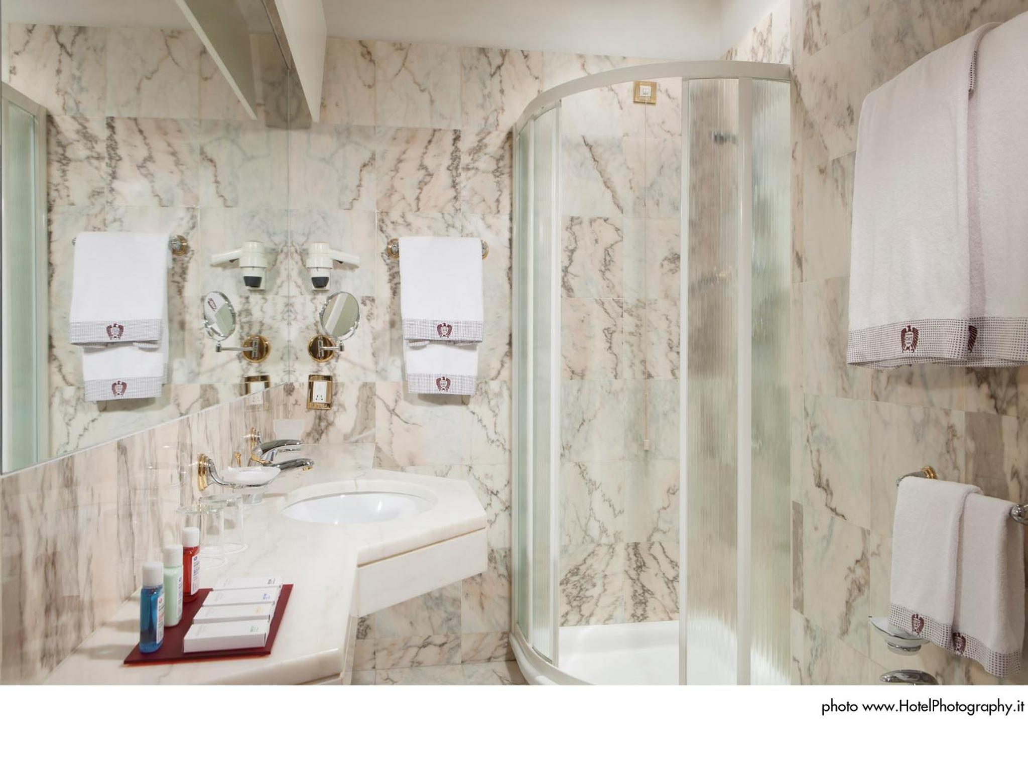 Classic Double Room - Photo 4