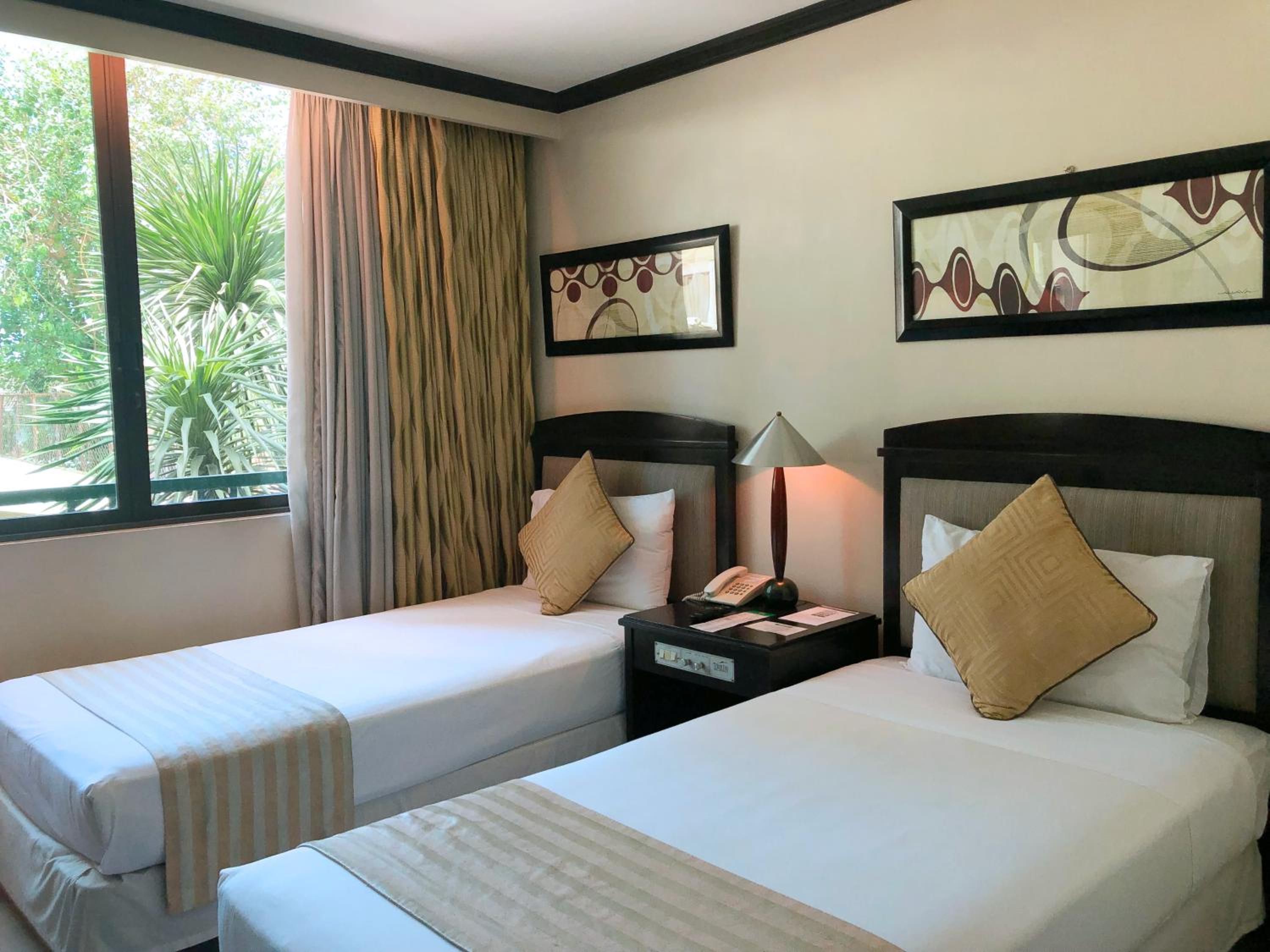 Deluxe Twin Room - Photo 2