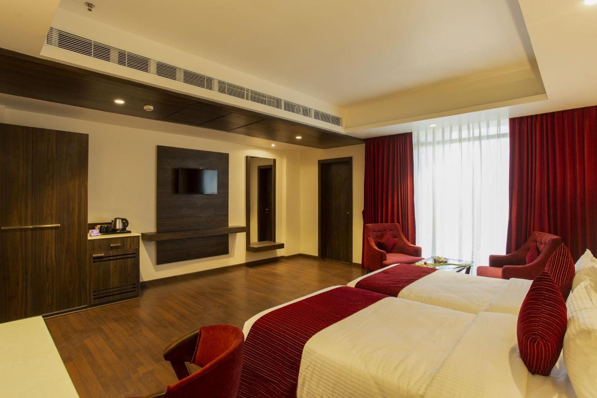 Executive Double or Twin Room - Photo 10