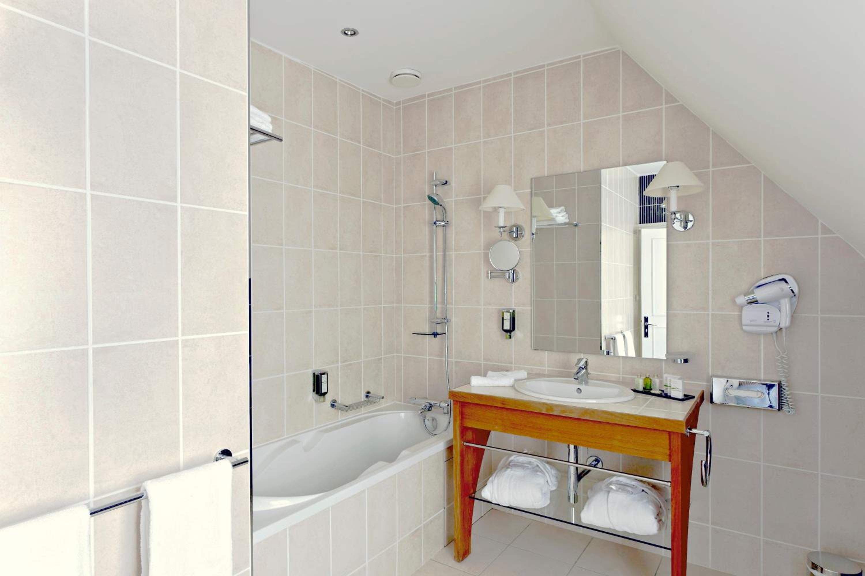 Deluxe Double Room - Photo 3