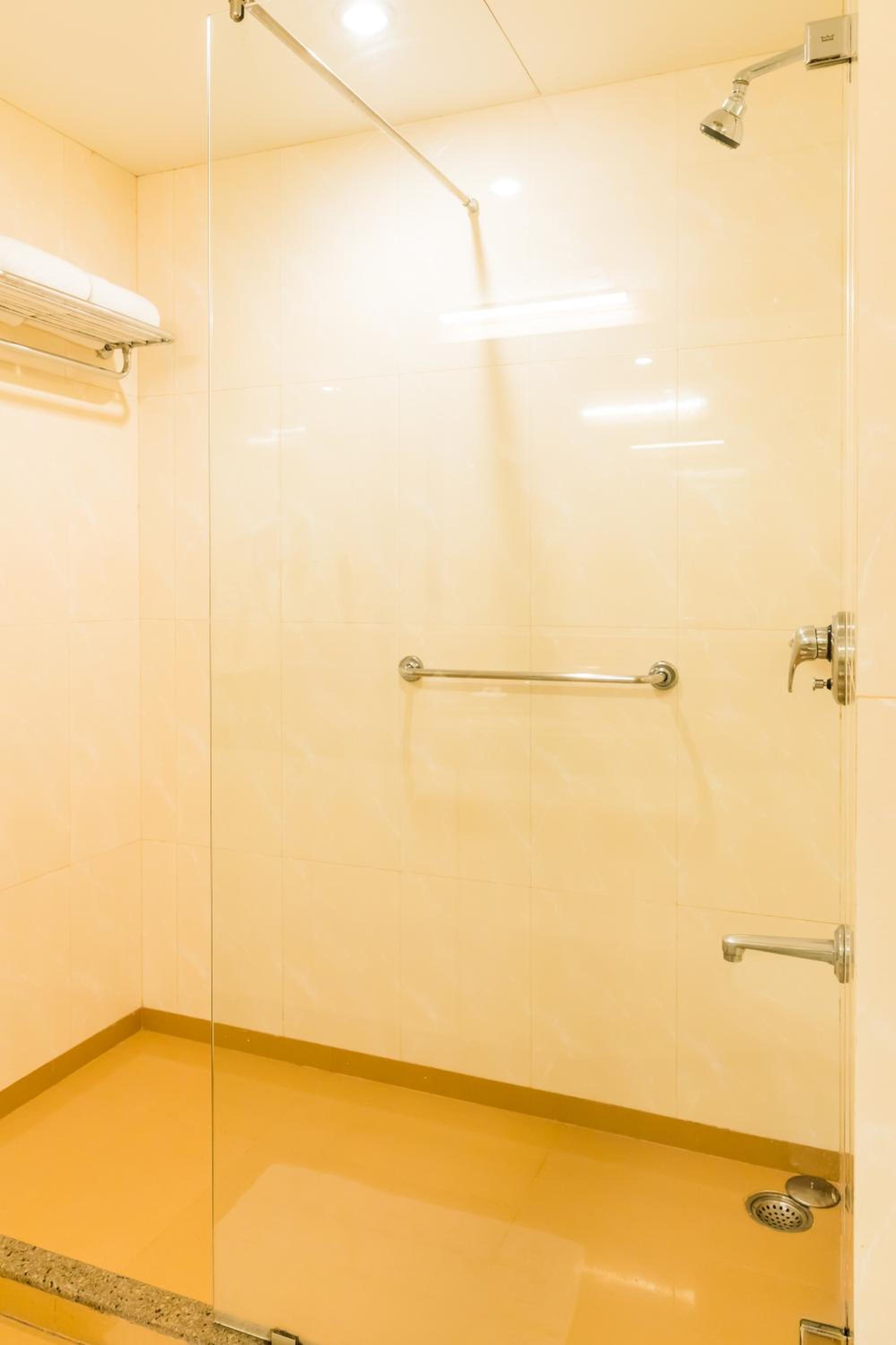 Superior Double or Twin Room (Complimentary welcome drink on arrival ) - Photo 3