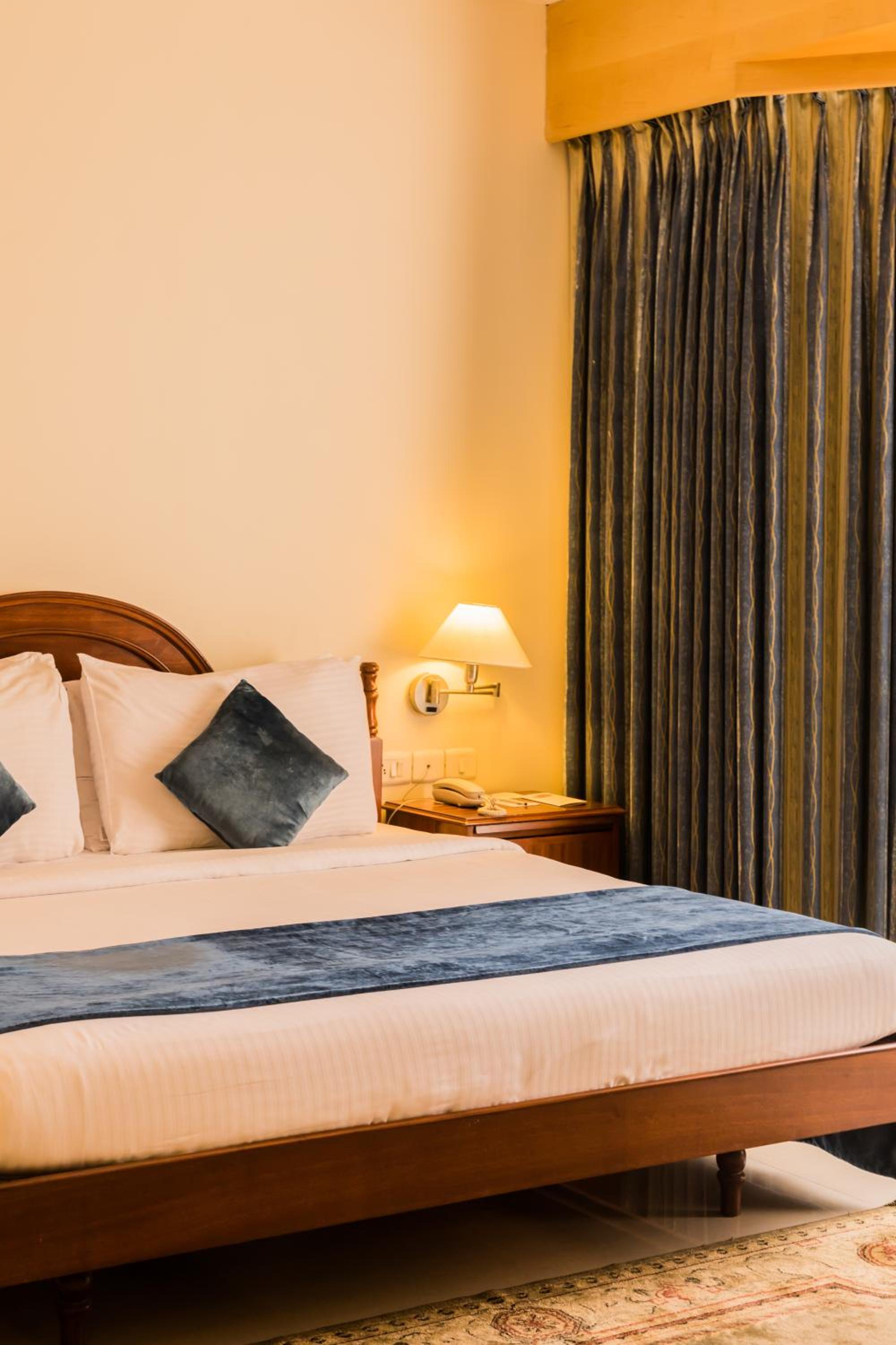 Suite (Complimentary welcome drink on arrival ) photo 3