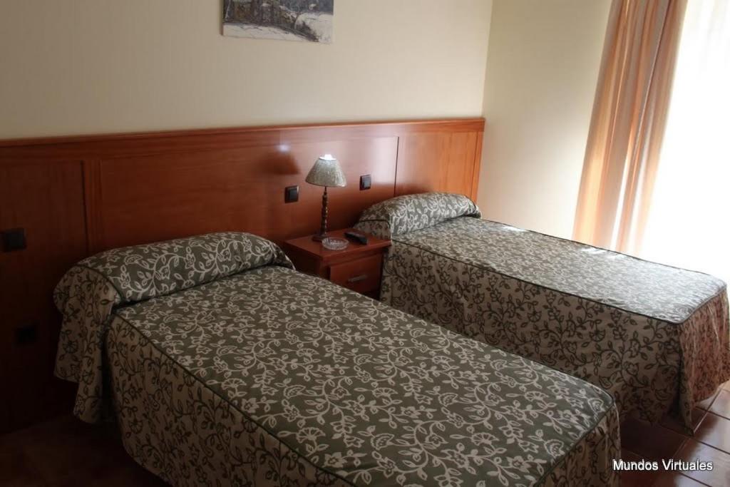 Double or Twin Room photo 3