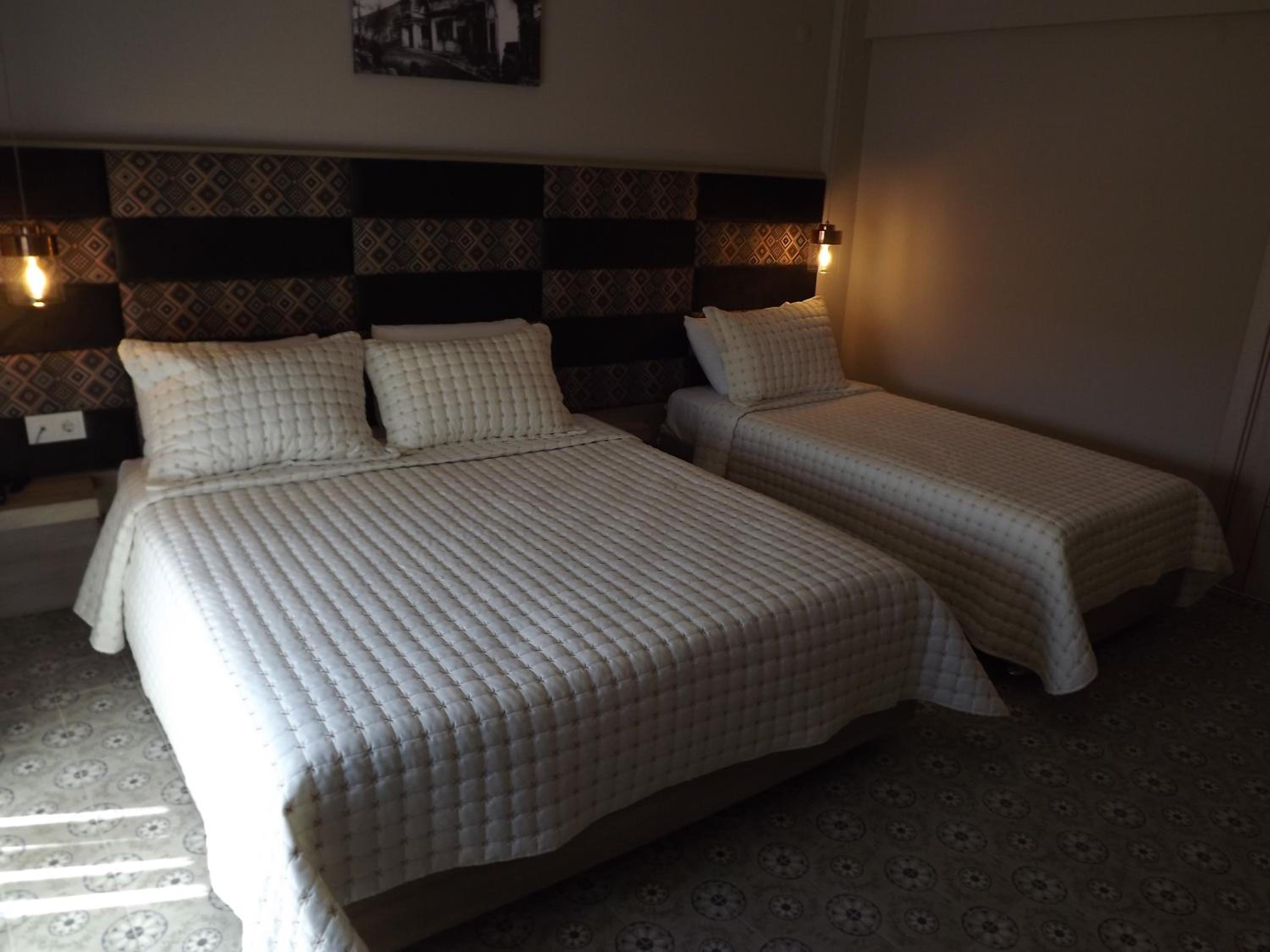 Standard Triple Room photo 2