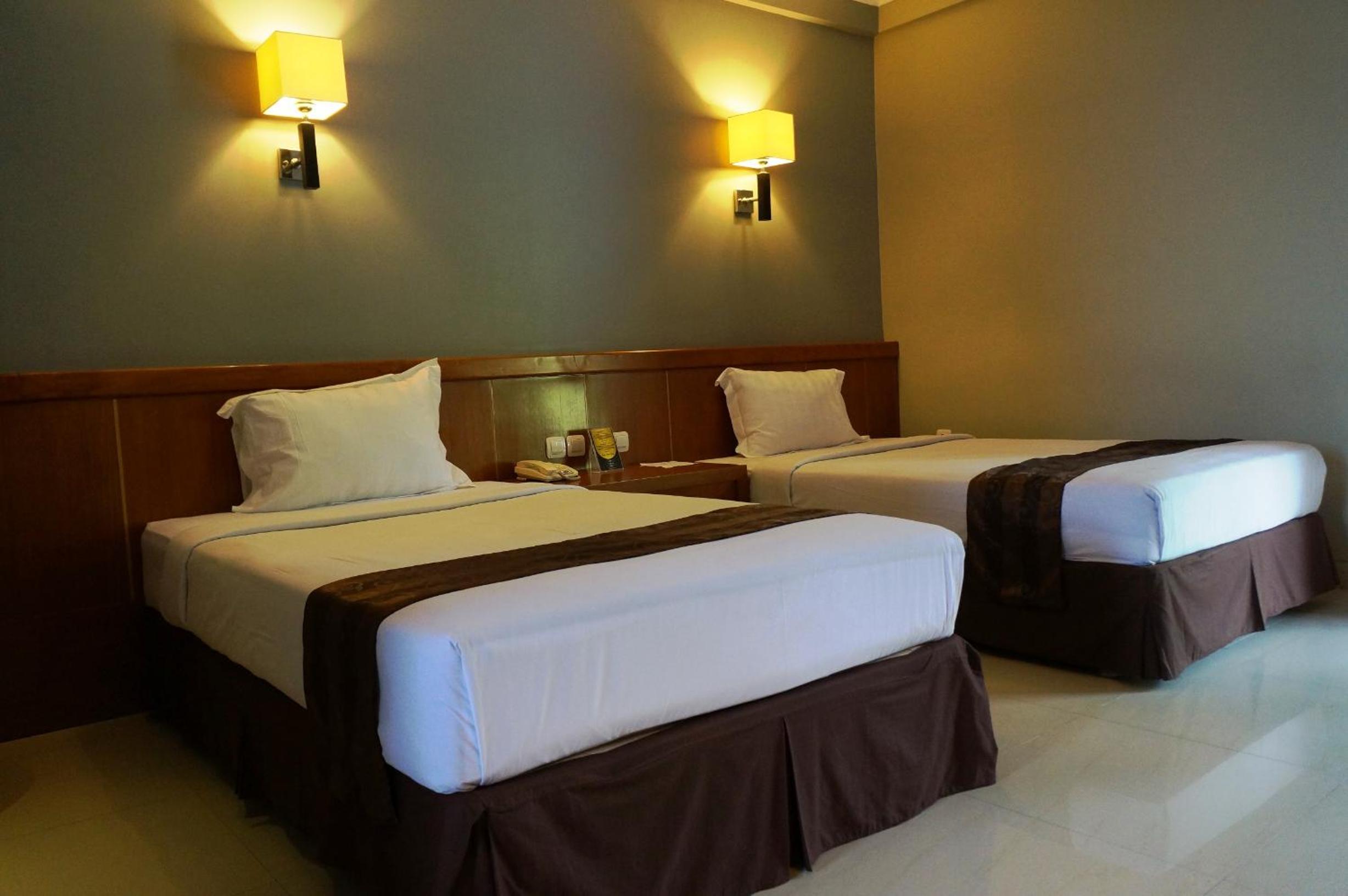 Deluxe Twin Room - Photo 2